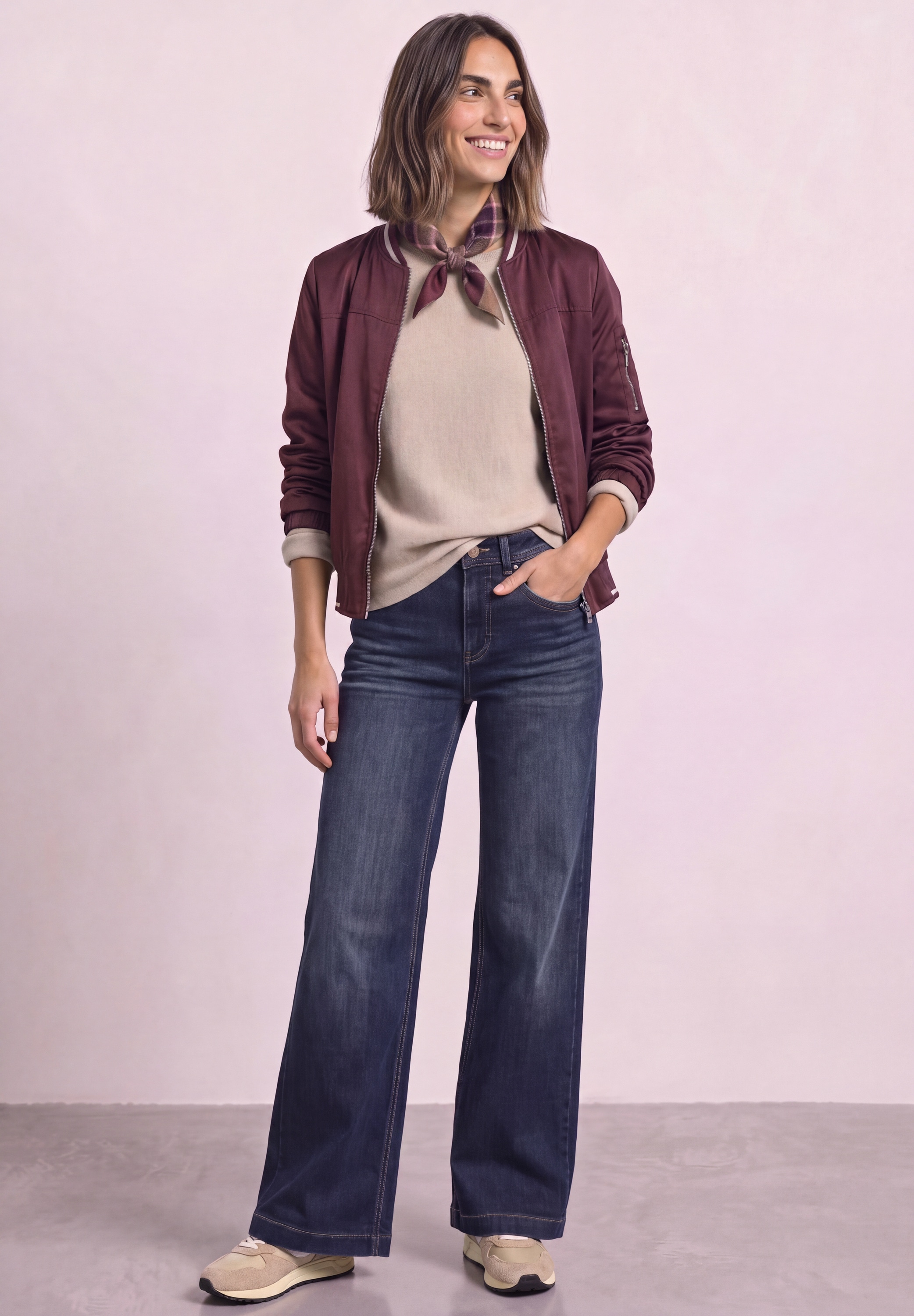 STREET ONE Loose-fit-Jeans »Style Emee«