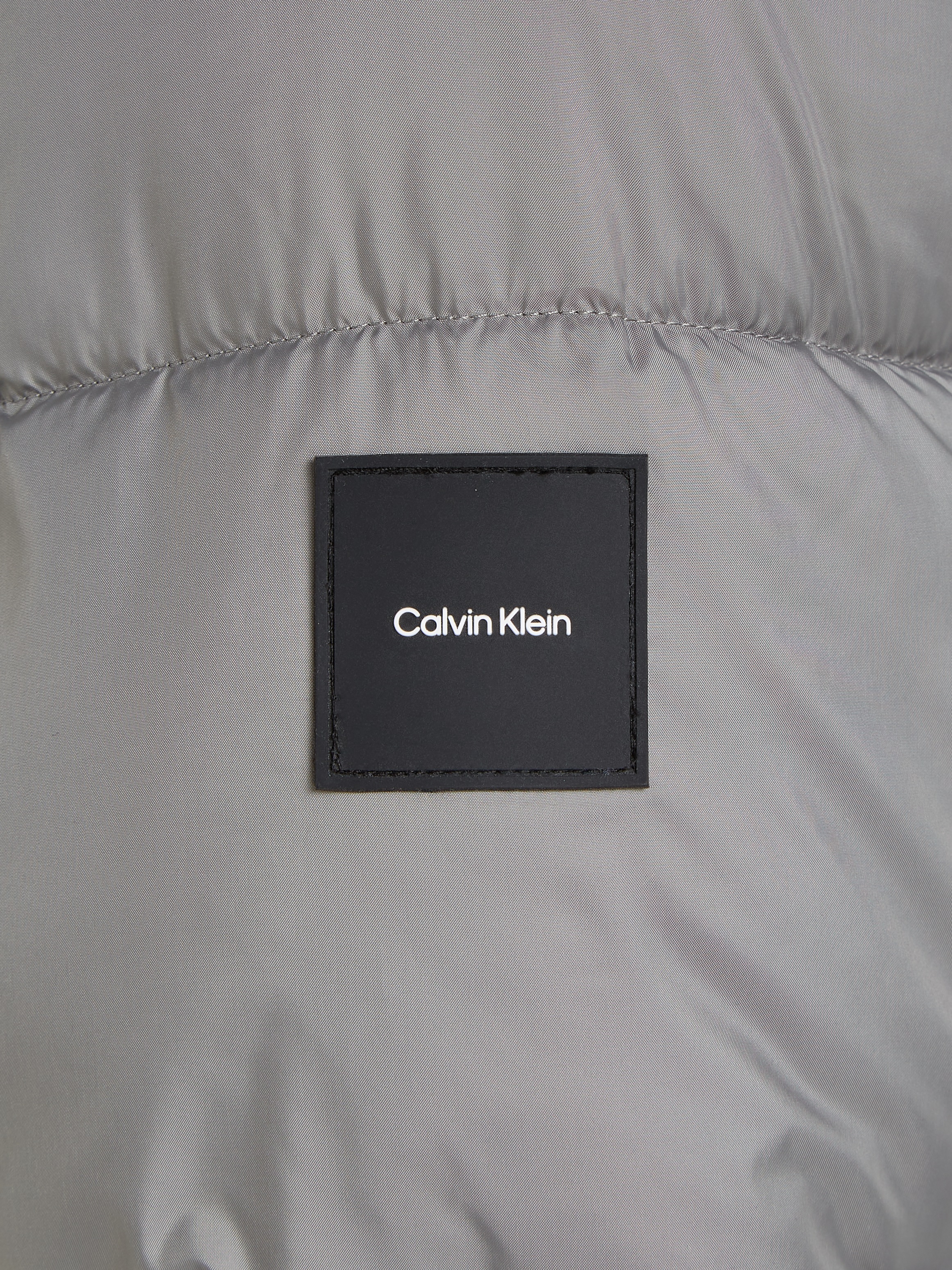 Calvin Klein Outdoorjacke »HOODED QUILT PUFFER MW«, mit Kapuze, mit Logopatch