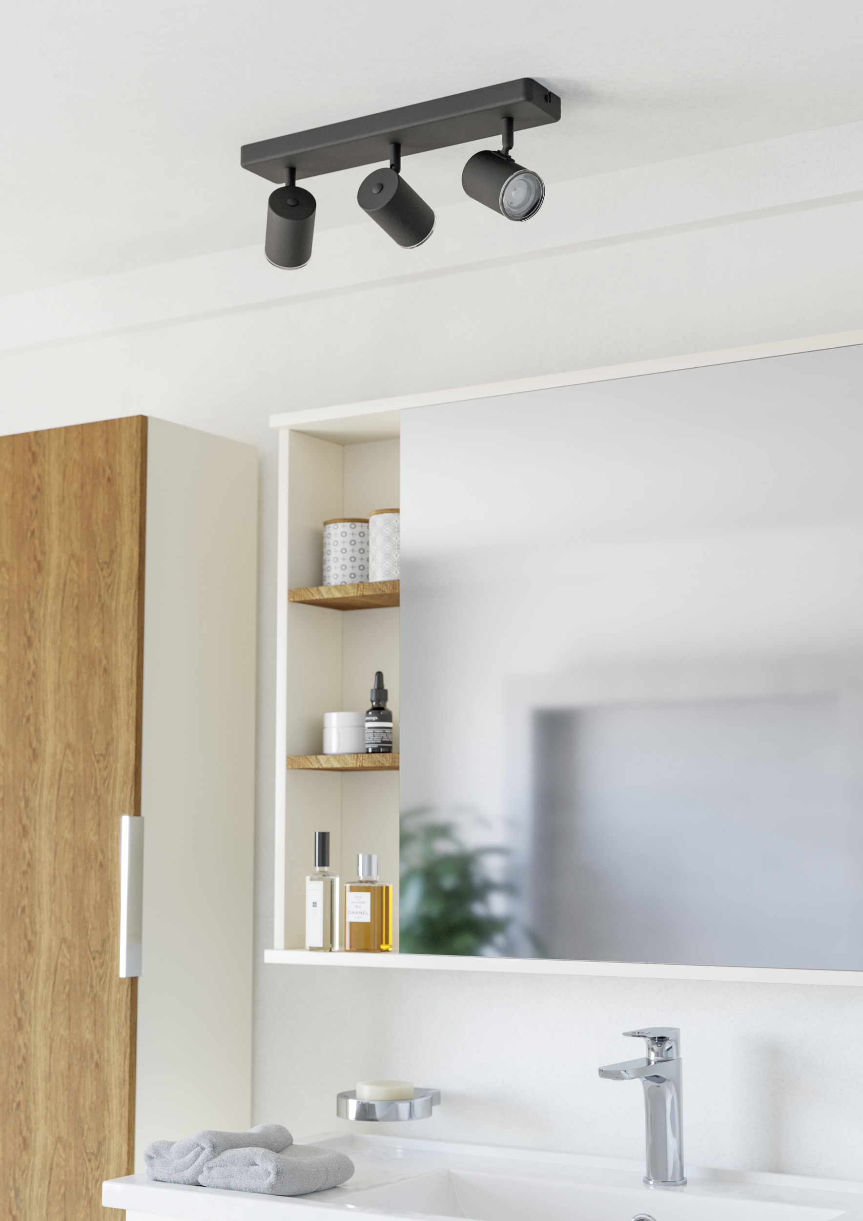 EGLO Deckenspot »CONSUMA 1 Spotlampe - Stahl - GU10 - 3X5W - IP44« GU10 1 Stk. Wandleuchte, Wandspot, schwenkbar, Strahler, L40 x B8 x H13 cm