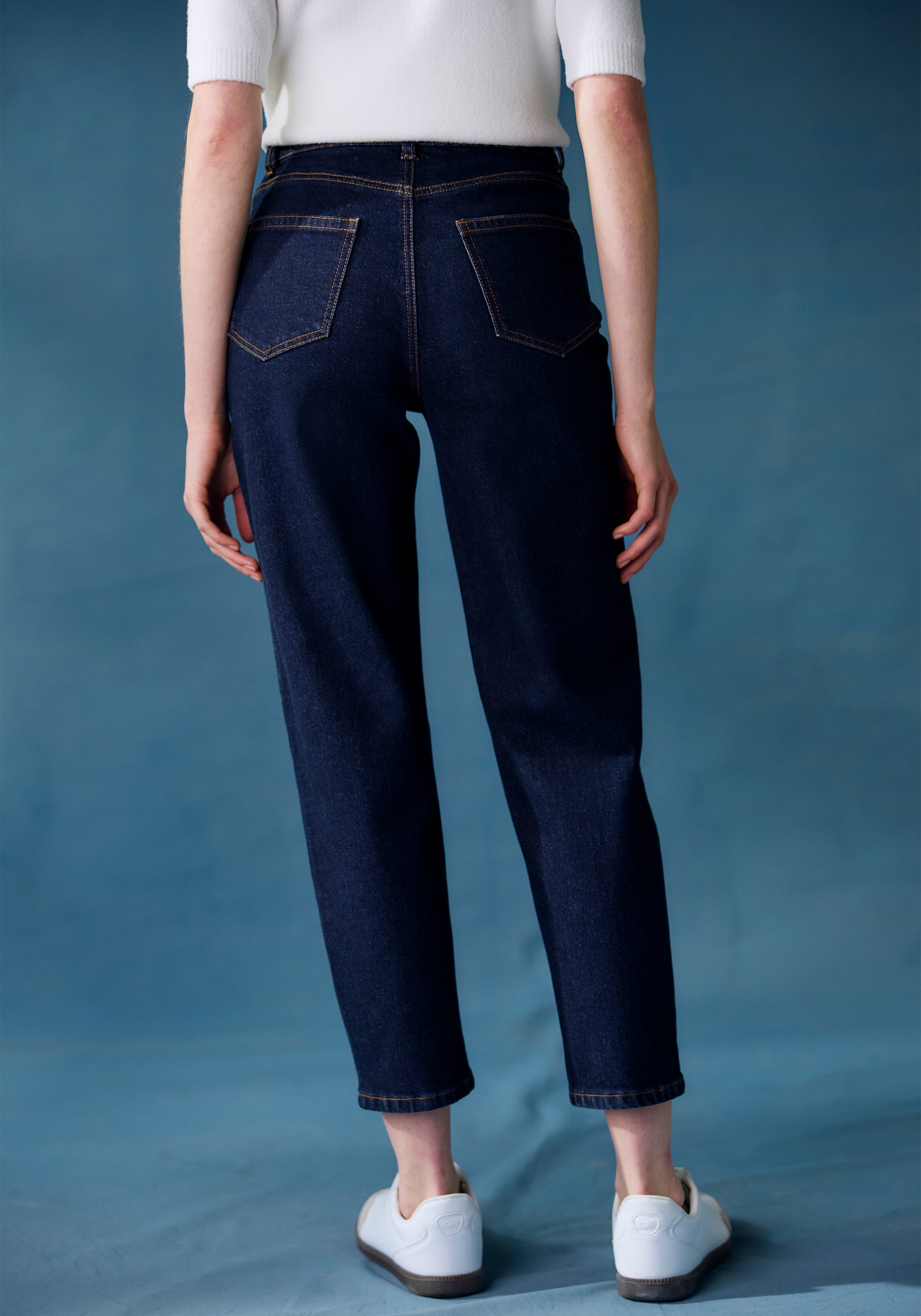 LASCANA Mom-Jeans mit hohem Bund. elastische Denimware