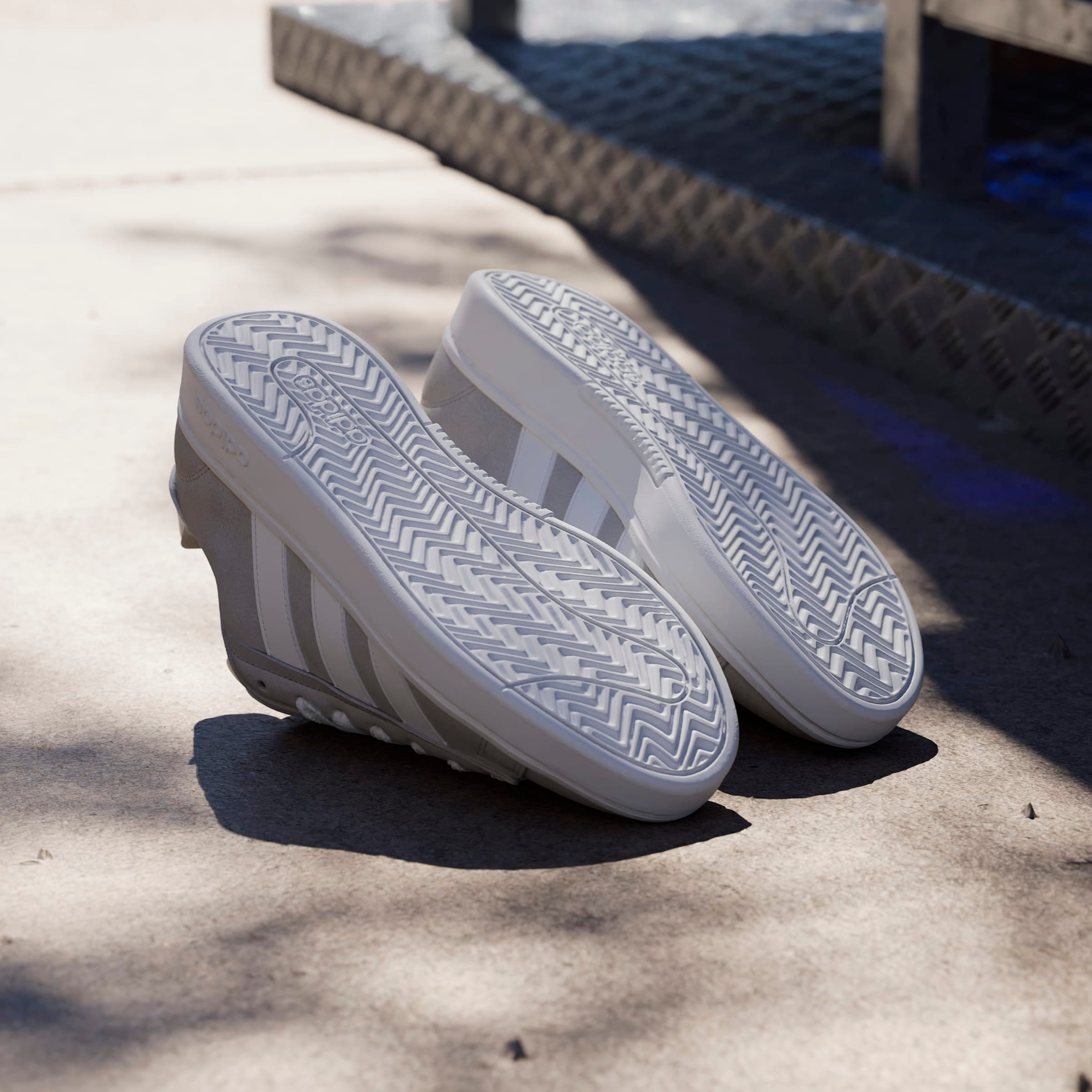 adidas Sportswear Sneaker »GRAND COURT ALPHA«  Design inspiriert vom adidas Campus 00
