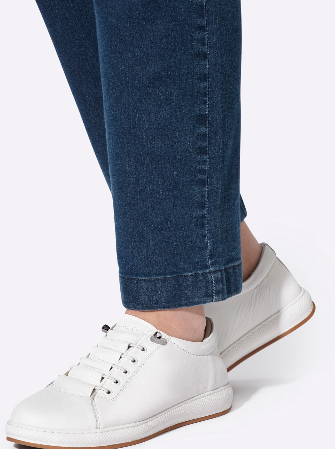 Classic Basics Bequeme Jeans 1