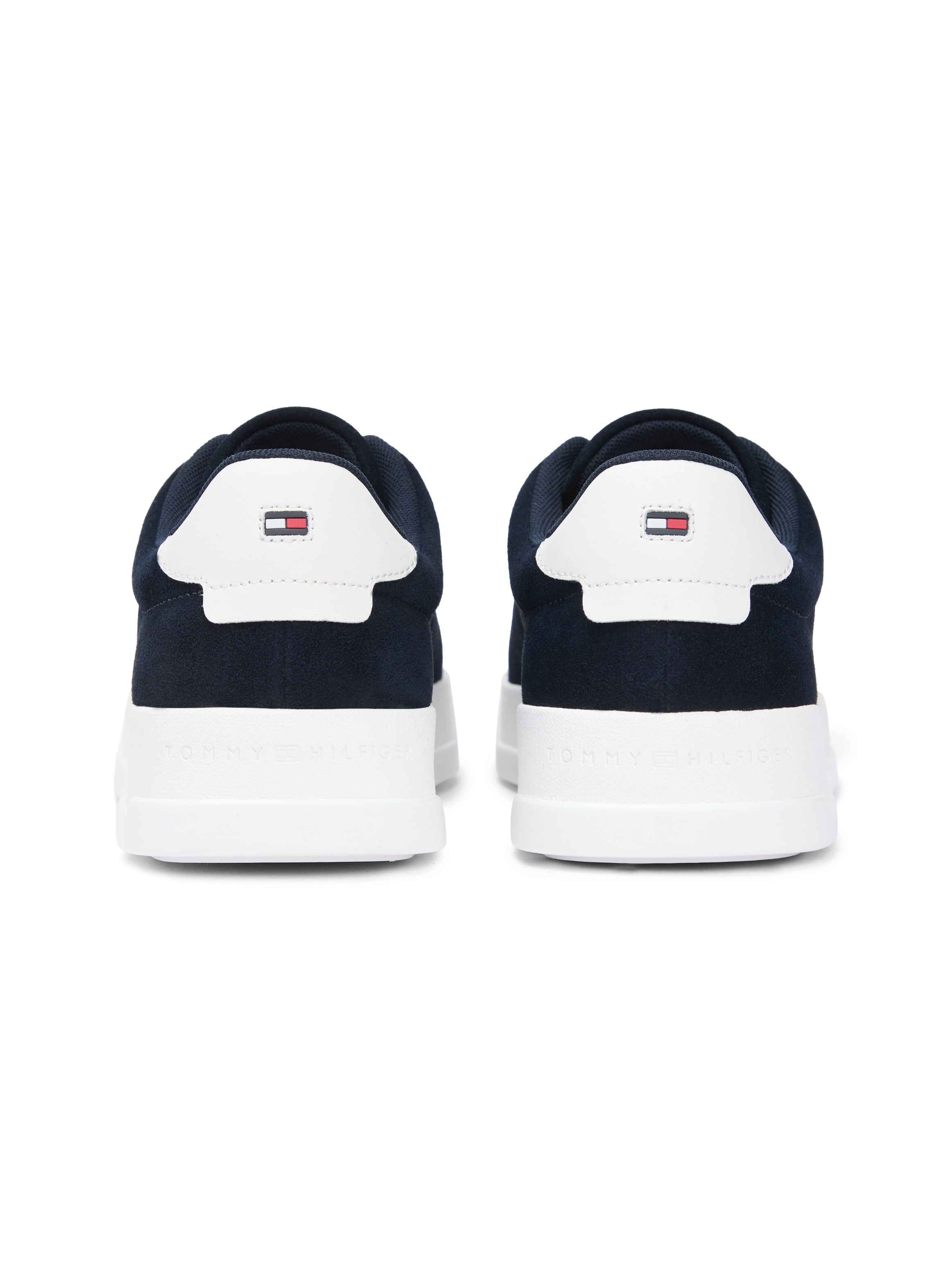 Tommy Hilfiger Sneaker »TH COURT CORE SUEDE«  Freizeitschuh, Halbschuh, Schnürschuh mit seitlicher Logoprägung