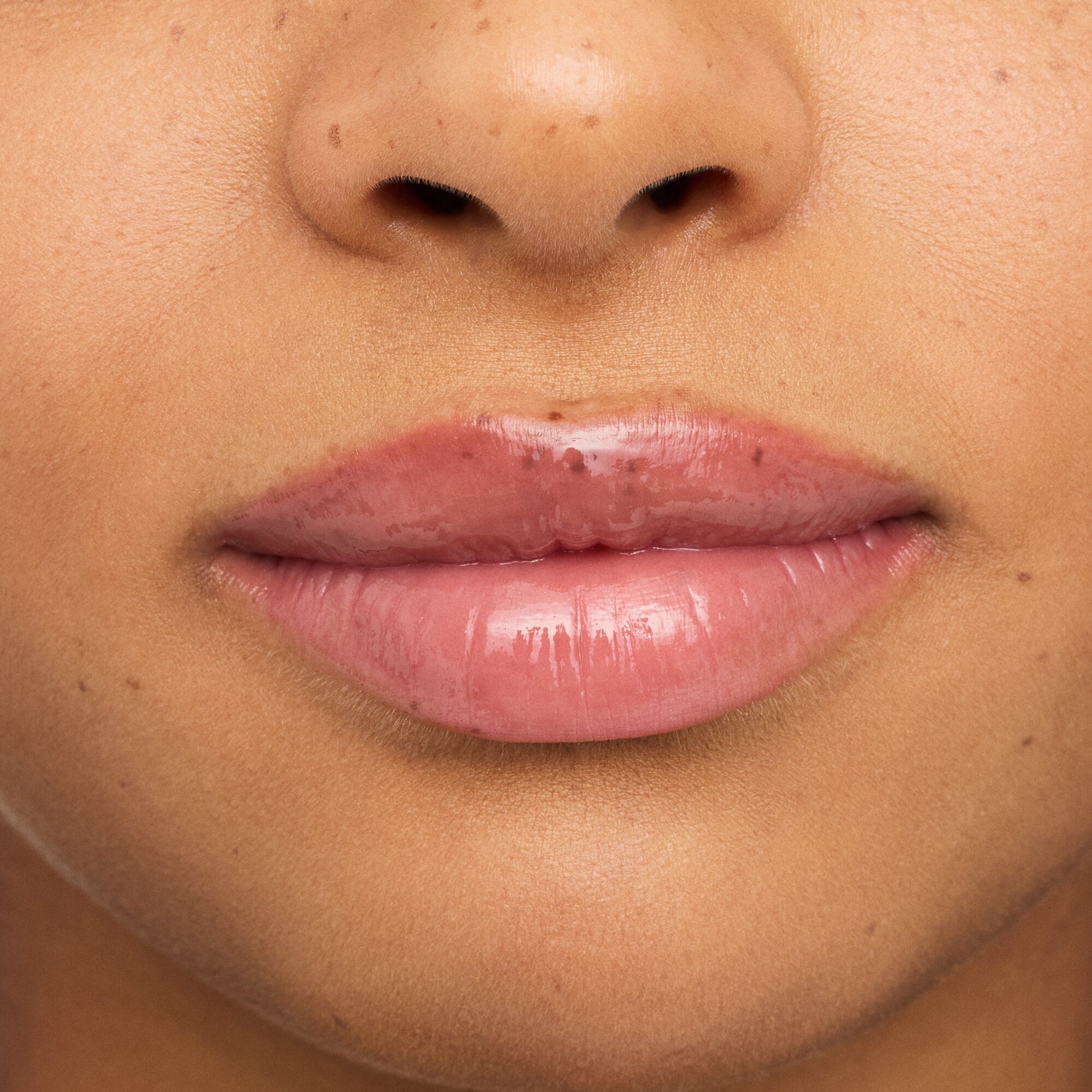 Essence Lippenstift-Set »the super peptide glossy lip treatment + pouch set«