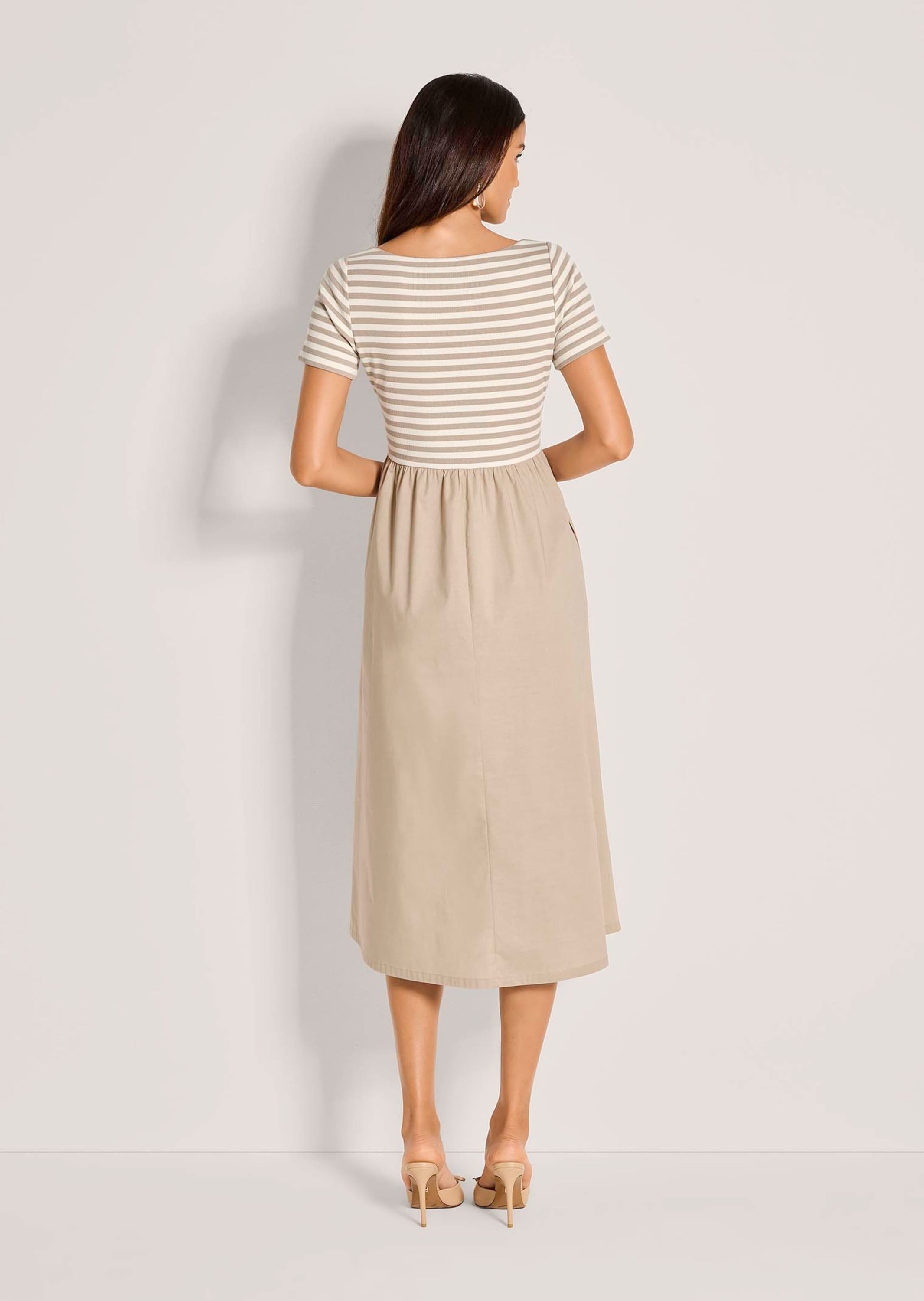 MADELEINE Midikleid »Jerseykleid Baumwollkleid mit Streifendetails« Nahttasche Seitennahttaschen