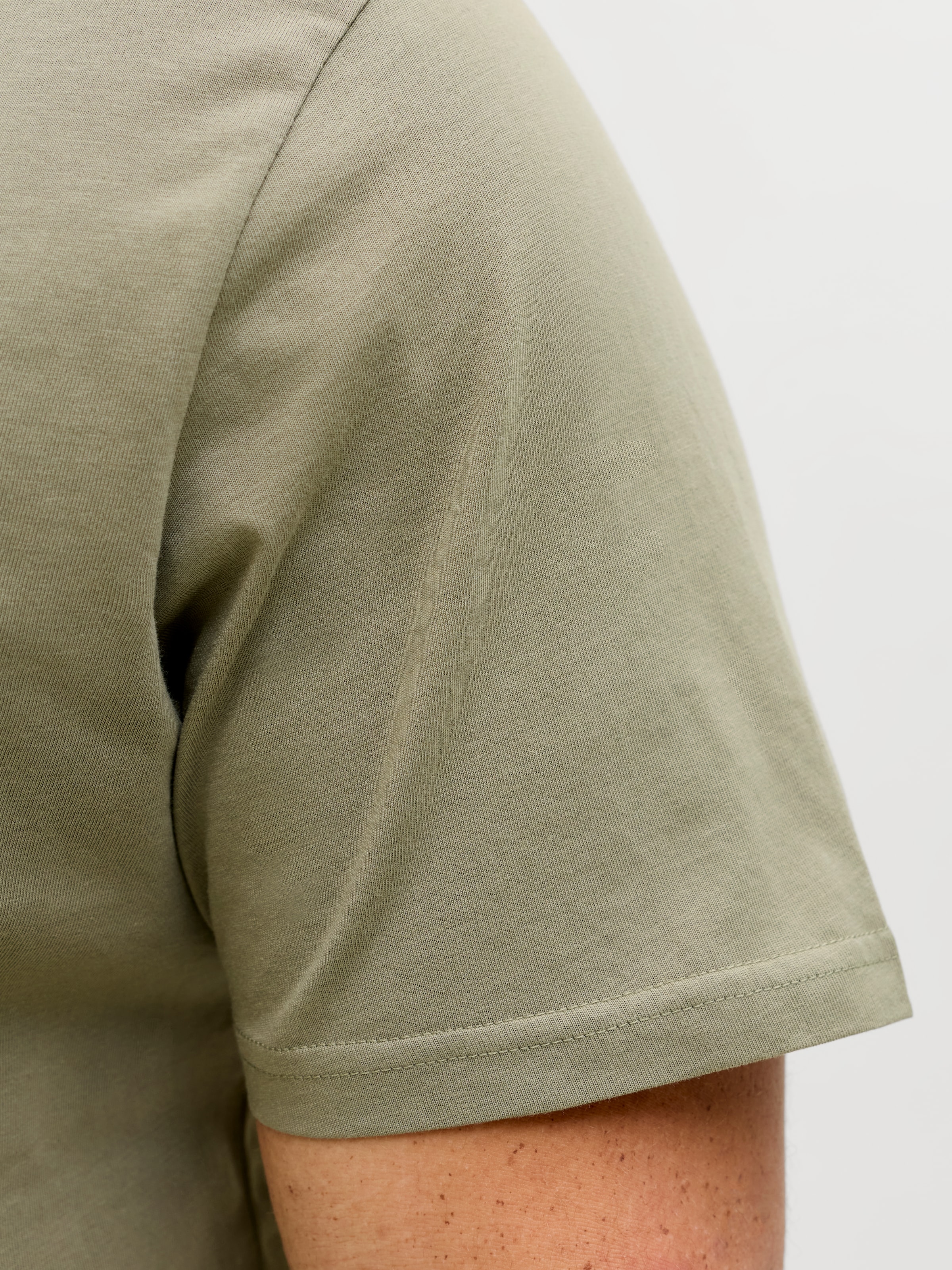 Jack & Jones PlusSize Rundhalsshirt »JJESOHO TEE SS CREW NECK NOOS PLS« Baumwolle, regular fit