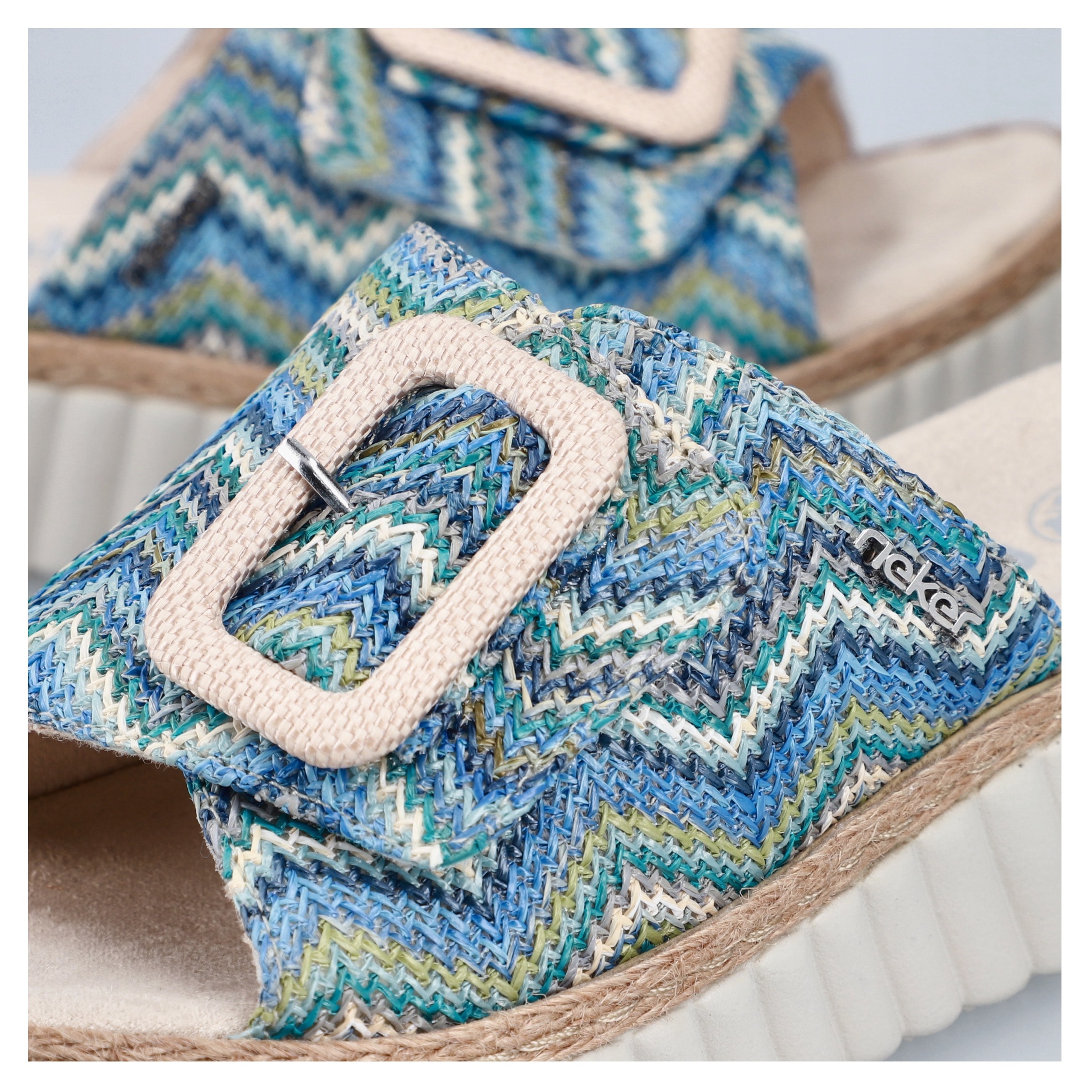 Rieker Keilpantolette, Sommerschuh, Strandschuh, Hausschuh mit praktischem Klettverschluss