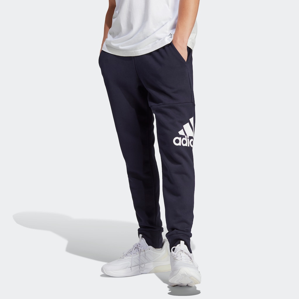 adidas Sportswear Sporthose »ESSENTIALS FRENCH TERRY TAPERED CUFF LOGO HOSE«, (1 tlg.)