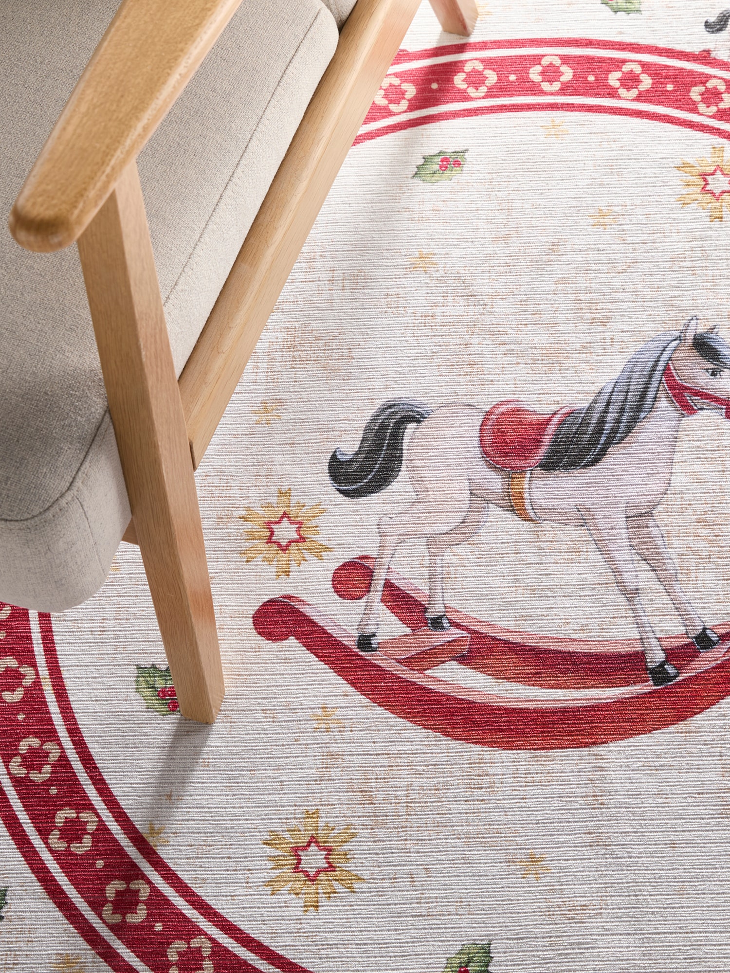 Villeroy & Boch Teppich »Toy's Delight Limited Edition Rocking Horse«, rund, 3 mm Höhe, Limited Edition, Weihnachten, Wohnzimmer, Baumrock, Waschbar, Rund