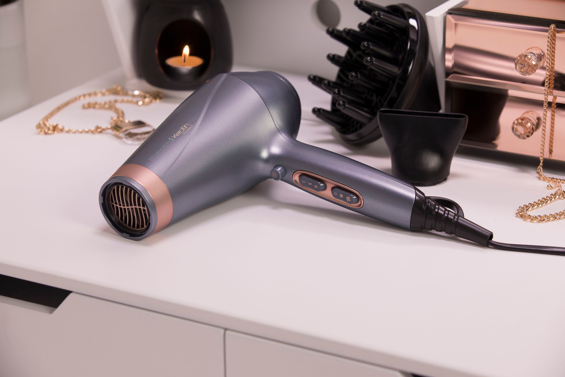 Remington Haartrockner »AC8820 E51 Keratin Protect Dryer«, 2200 W, 3 Aufsätze, Profi, mit Ionenpflege, Keratinbeschichtung, langlebigem AC-Motor