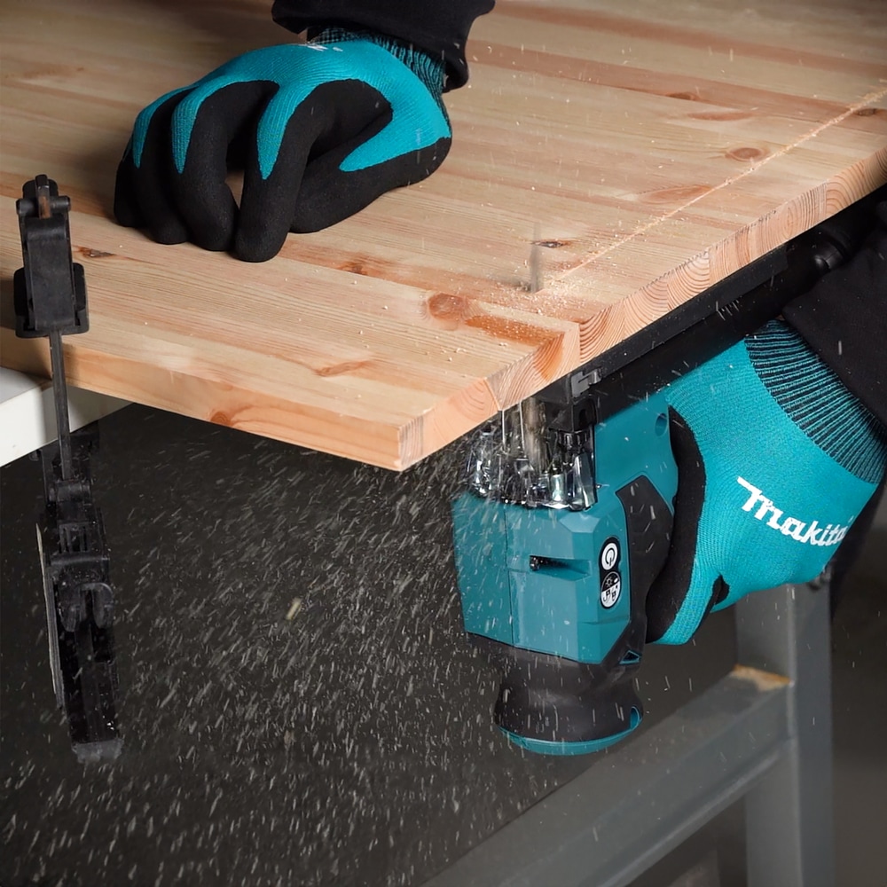 Makita Akku-Pendelhubstichsäge »JV001GD101«, inkl. Akku und Schnellladegerät