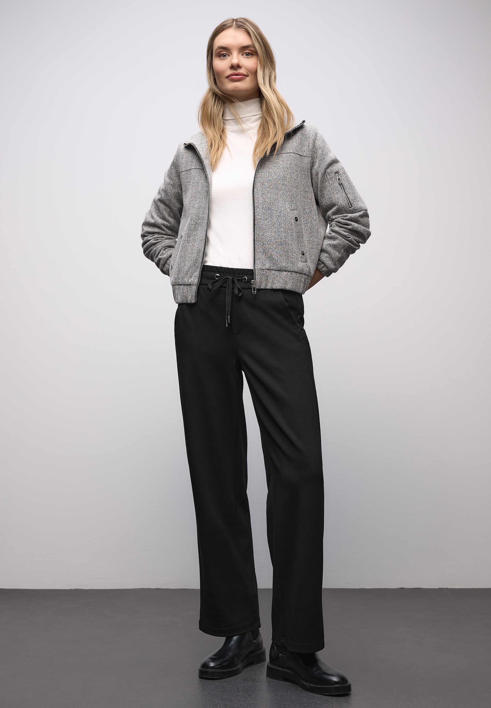 STREET ONE Stoffhose  mit Tape-Details