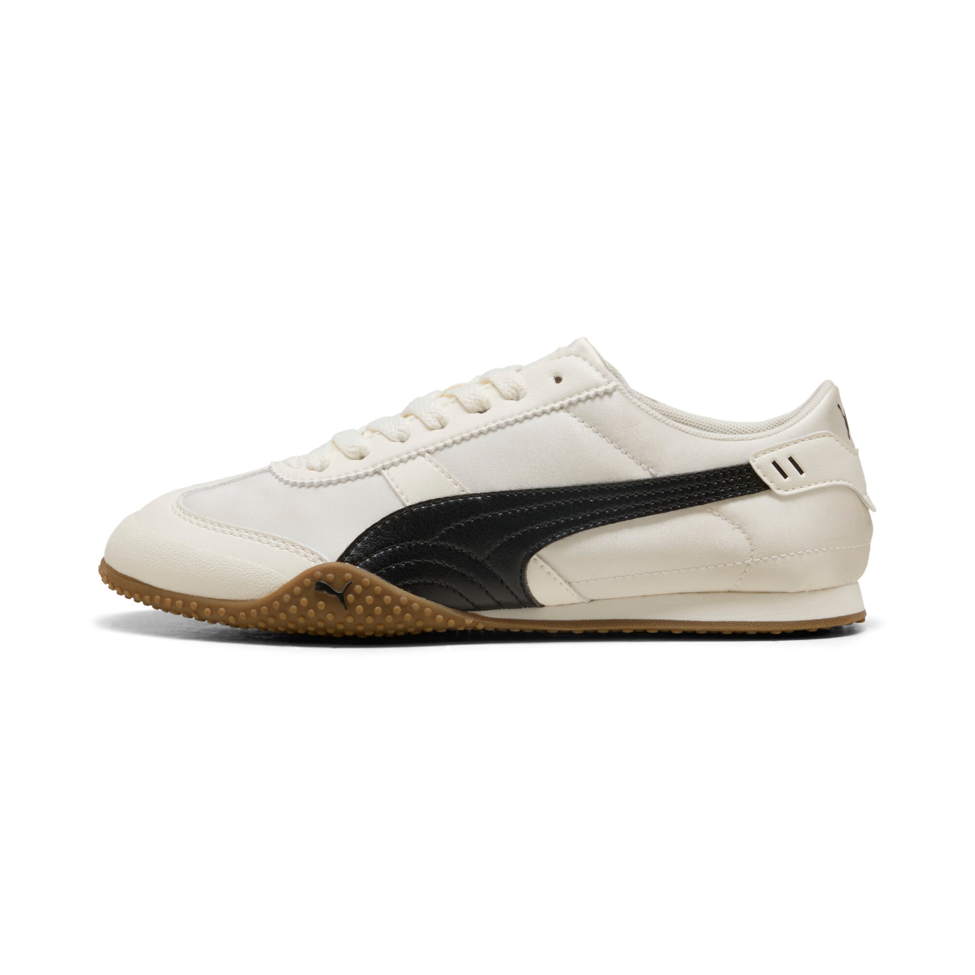 PUMA Sneaker »BELLA UT FC«  für Alltag, mit Schnürung, Laufsohle aus Gummi mit leichtem Profil