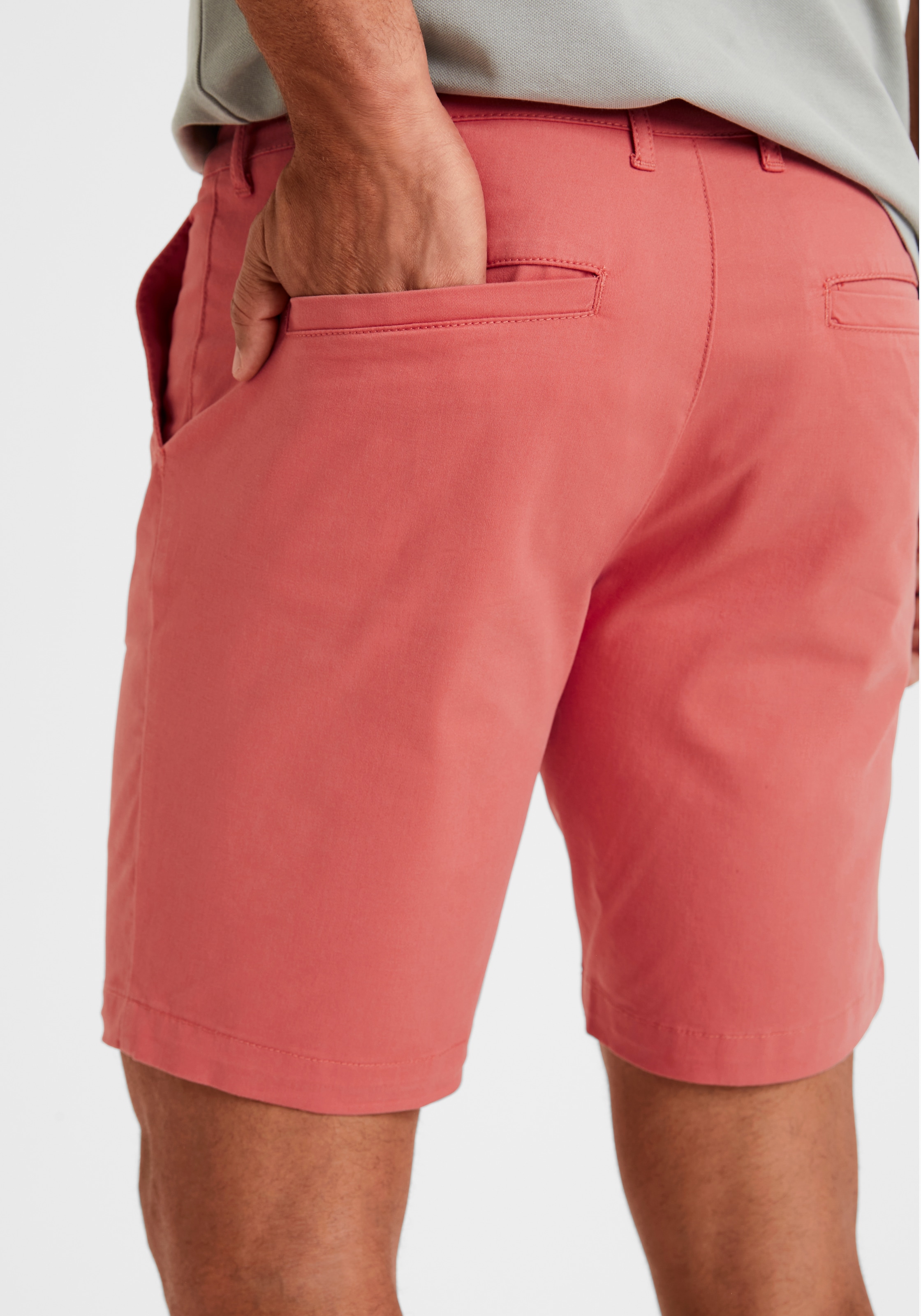 H.I.S Chinoshorts »regular-fit«, Shorts aus elastischer Baumwoll-Qualität