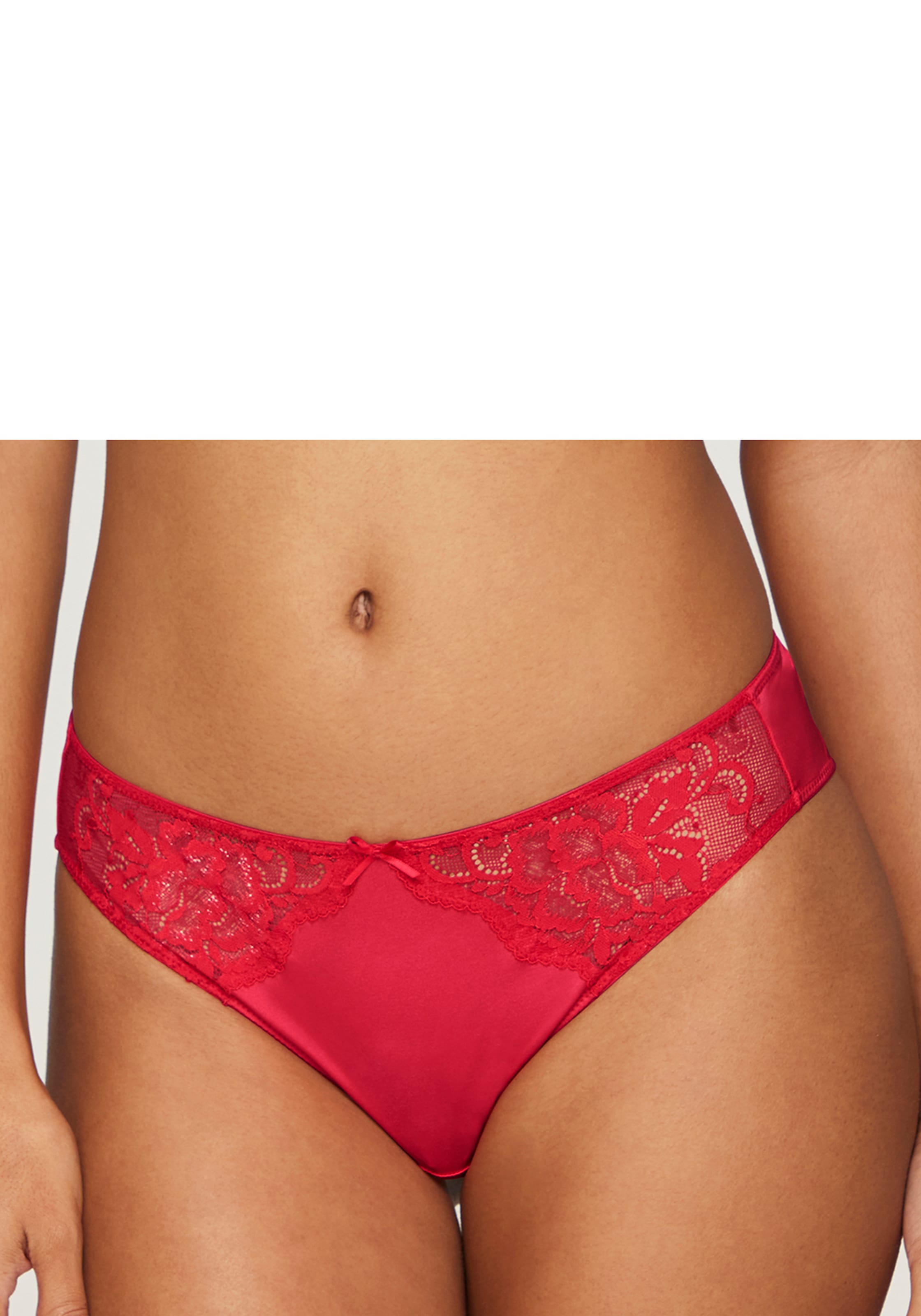 petite fleur by Lascana Slip Packung, 3 Stück,  mit floraler Spitze und weichem Microtouch
