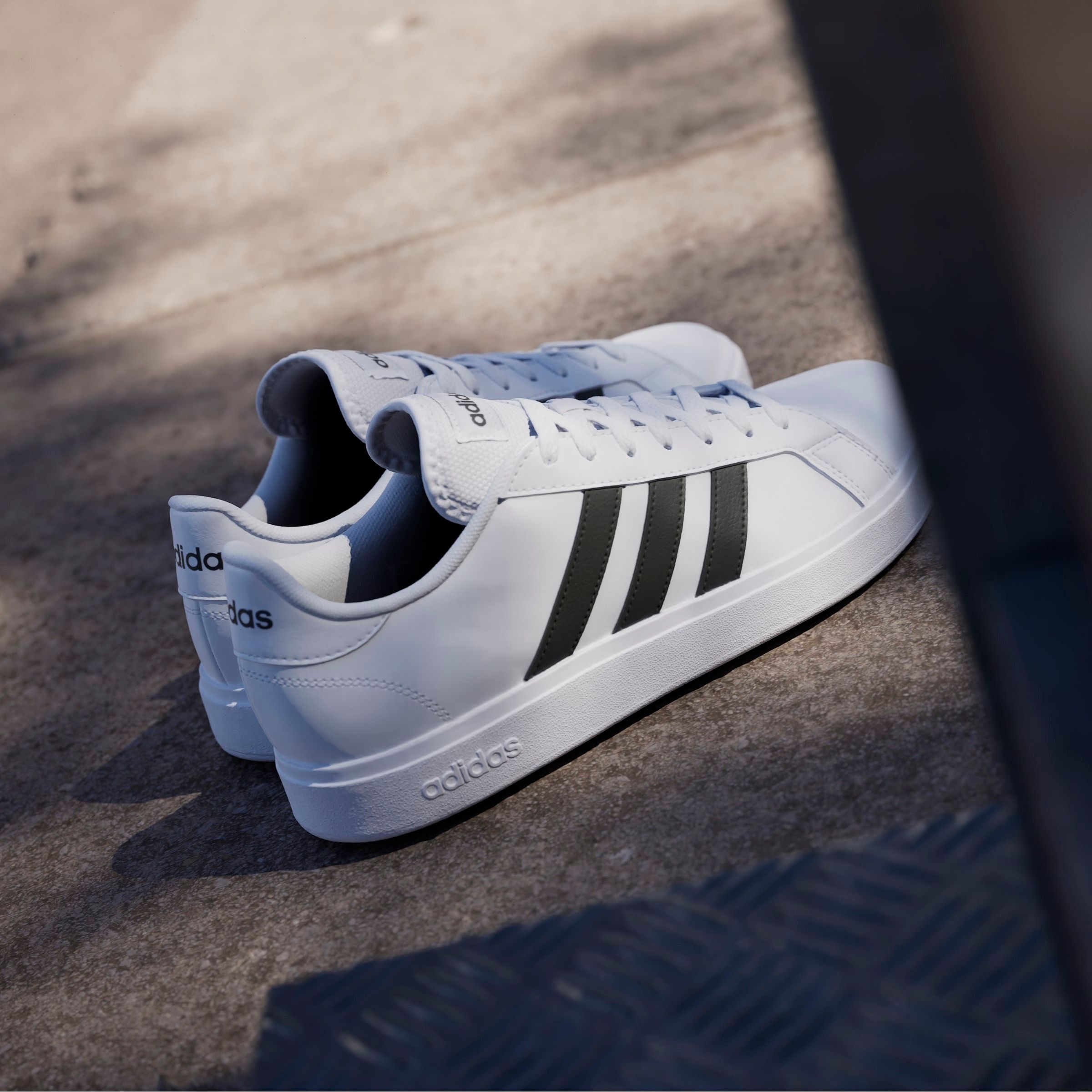 adidas Sportswear Sneaker »GRAND COURT TD LIFESTYLE COURT CASUAL«, Design auf den Spuren des adidas Superstar