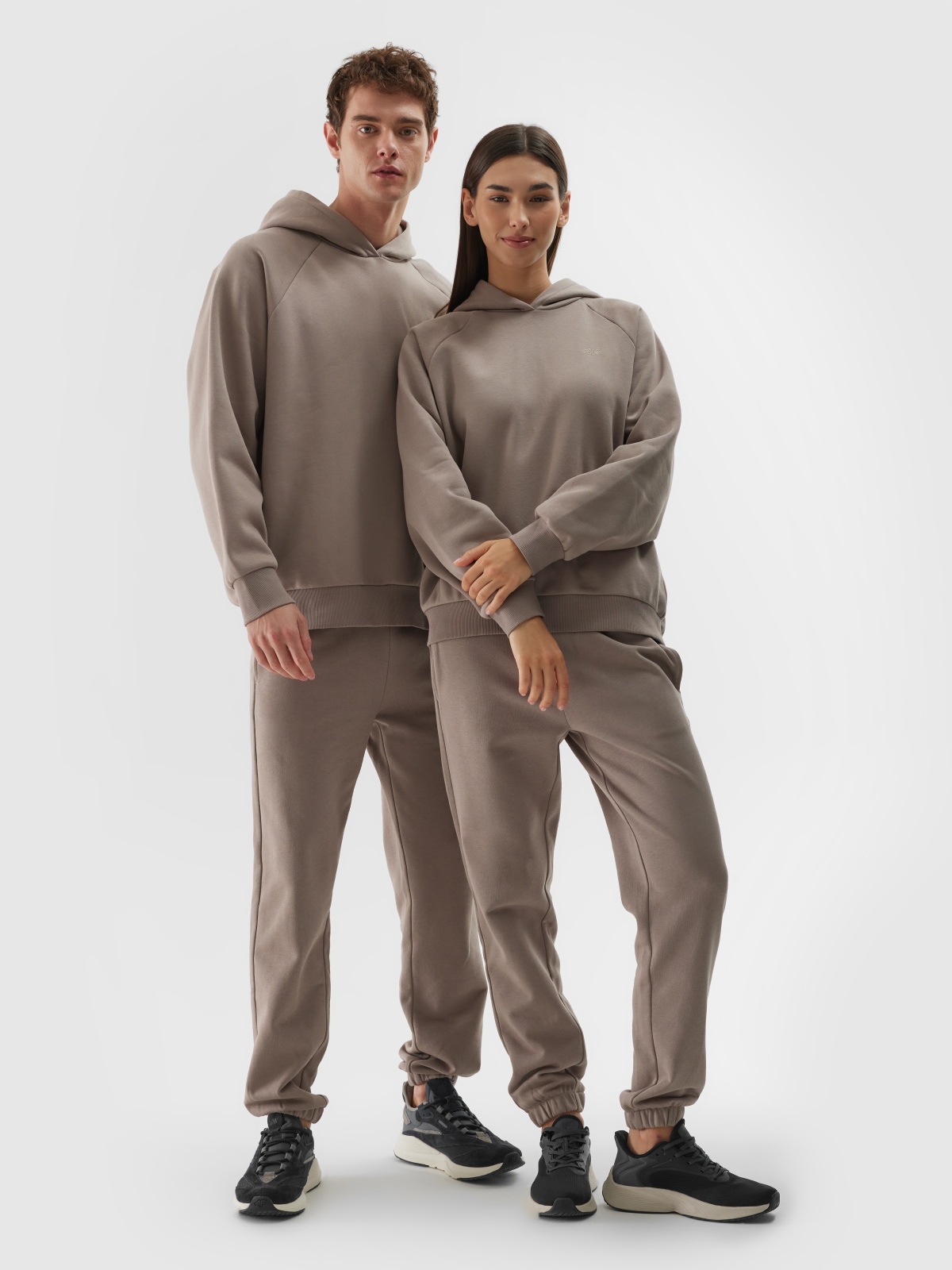 4F Kapuzensweatshirt