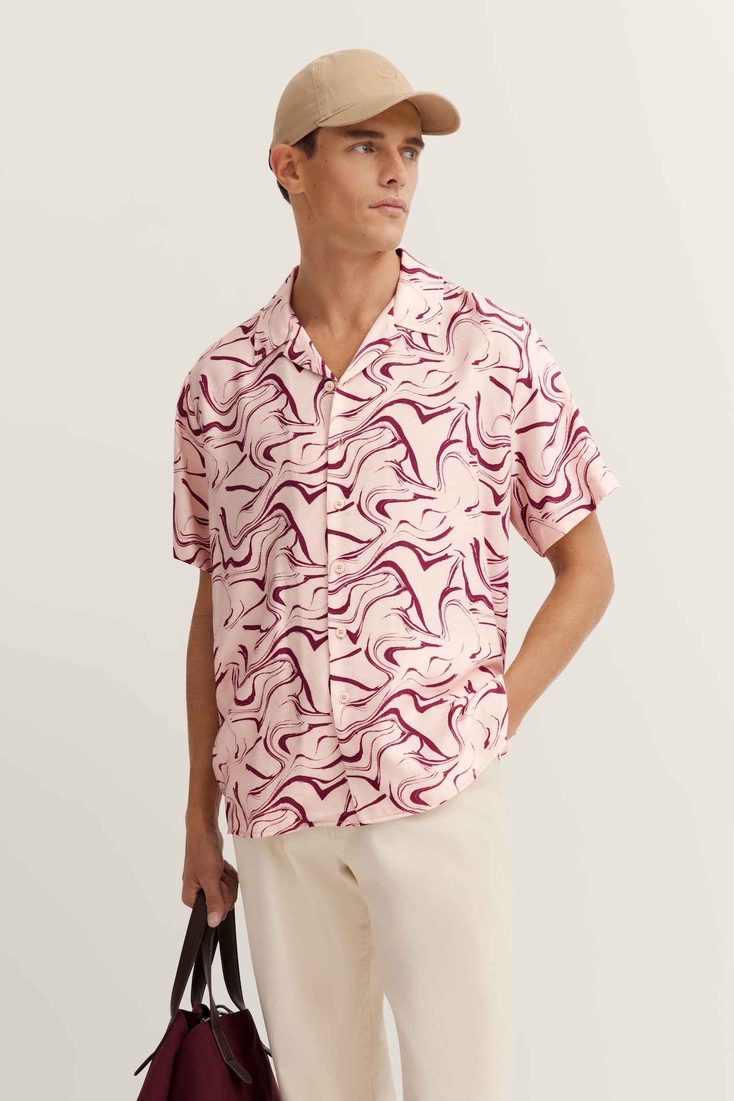 Bugatti Herren Kurzarmhemd mit Reverskragen, Größe XL