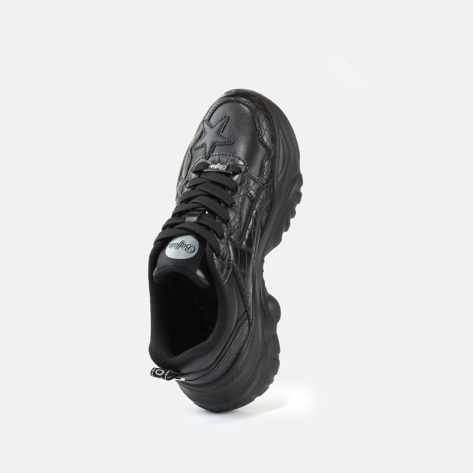 Buffalo Plateausneaker »BLISS STAR«  Chunky-Sneaker mit Stern-Applikation seitlich