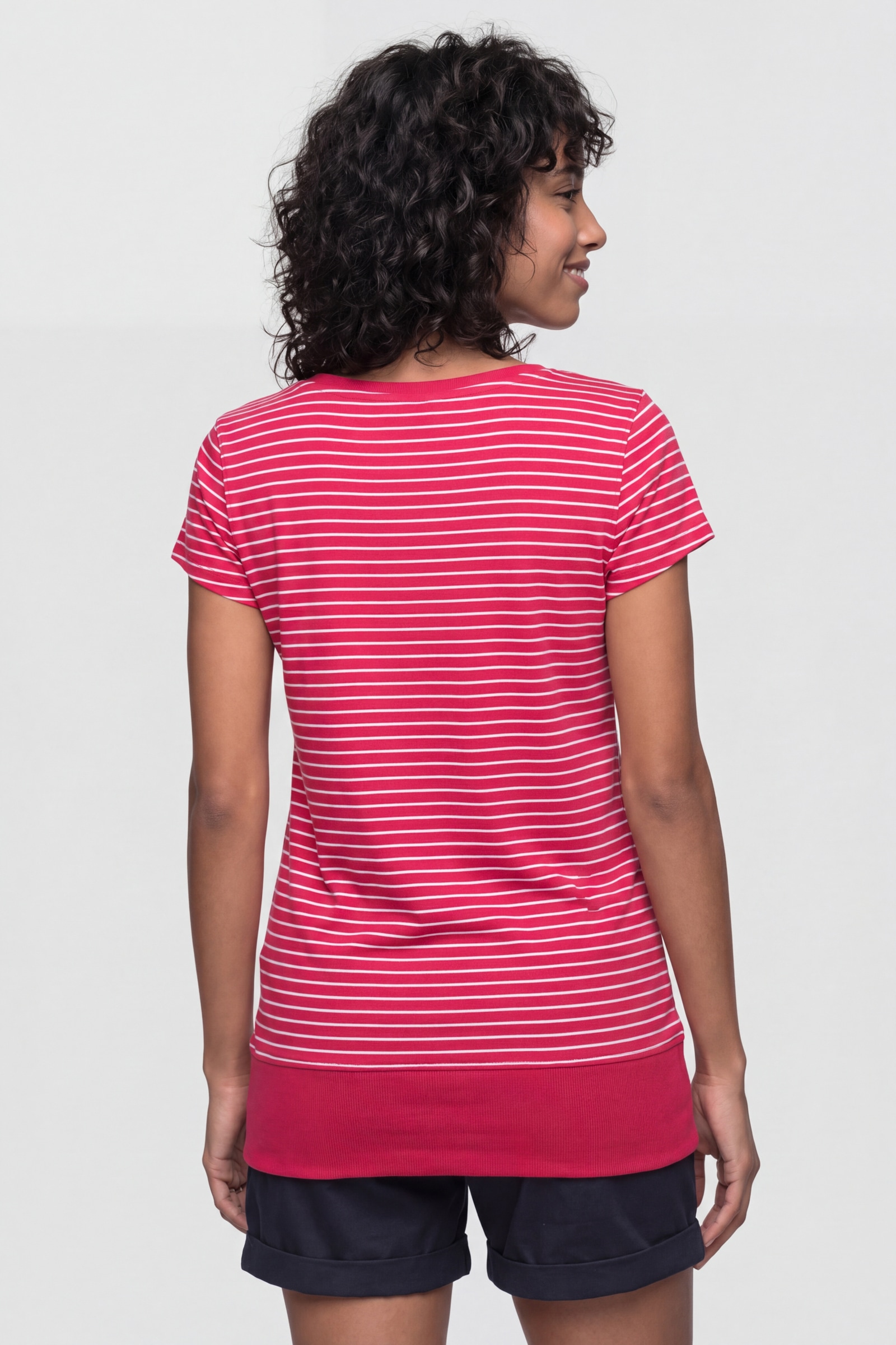 Alife & Kickin Rundhalsshirt Kurzarm mit feinem Streifenmuster, Scoop-Neck und Rippbund