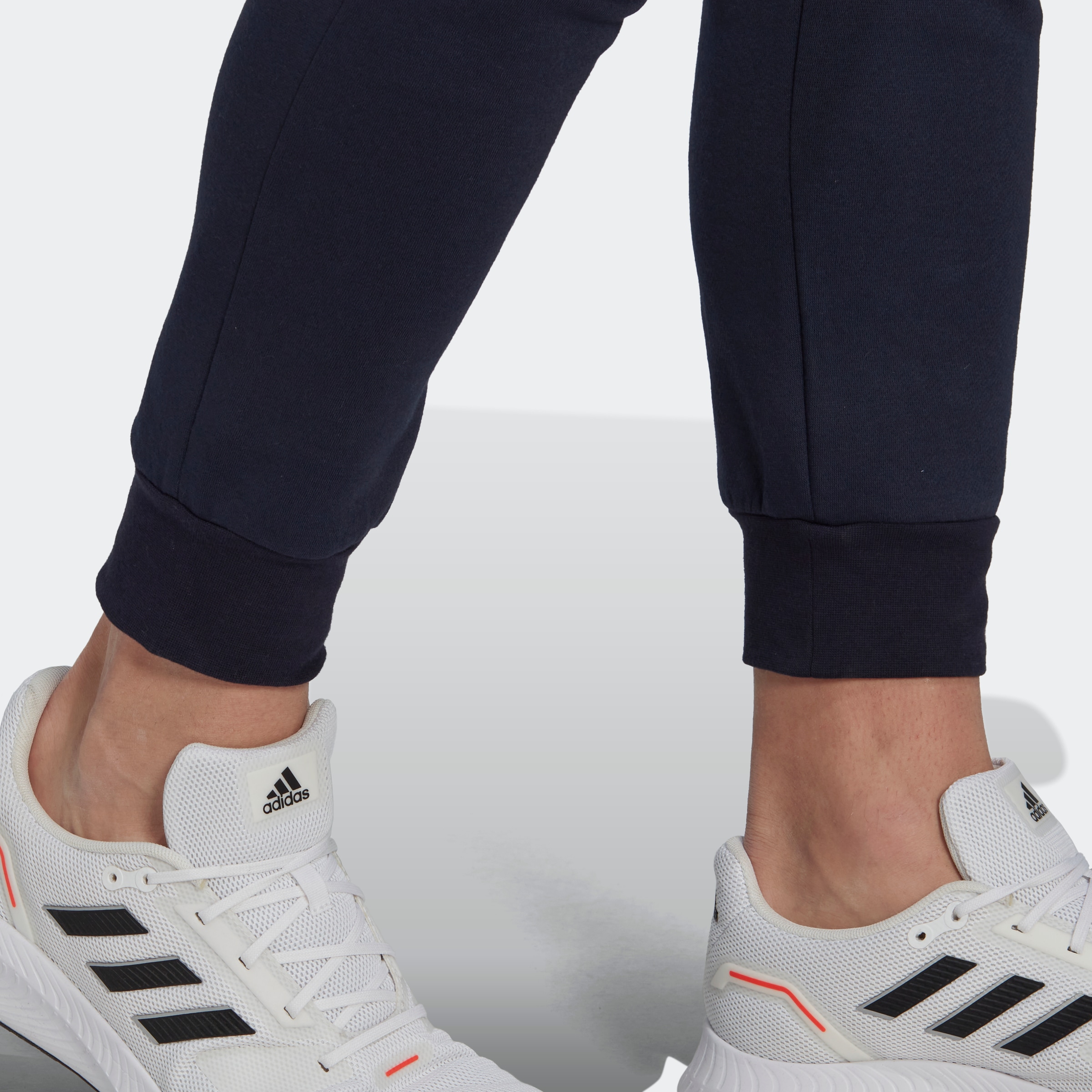 adidas Sportswear Sporthose »M FEELCOZY PANT«, (1 tlg.)
