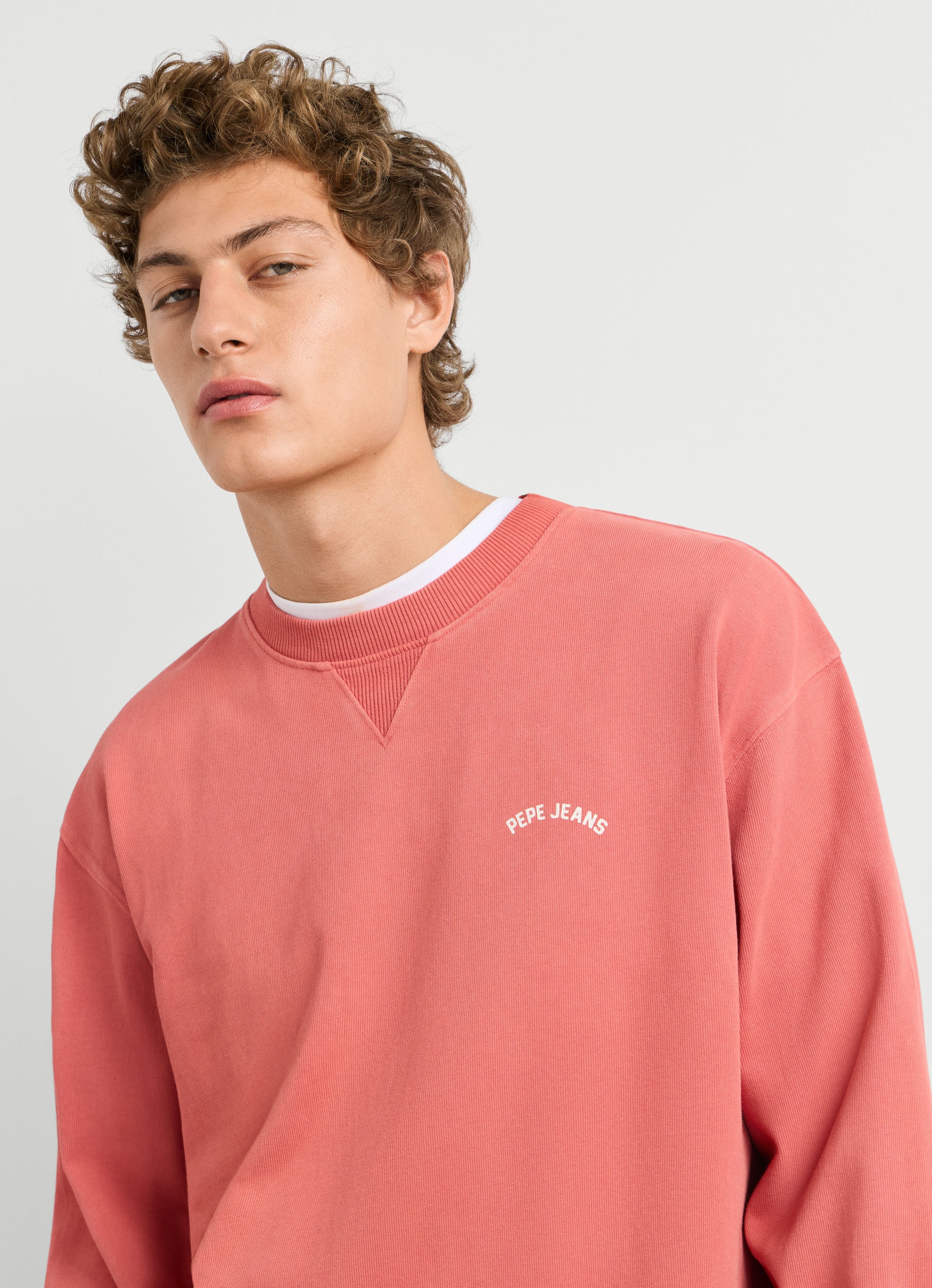 Pepe Jeans Sweatshirt »JOHN CREW«, mit Rippeinsatz am Rundhals, Logoschriftzug
