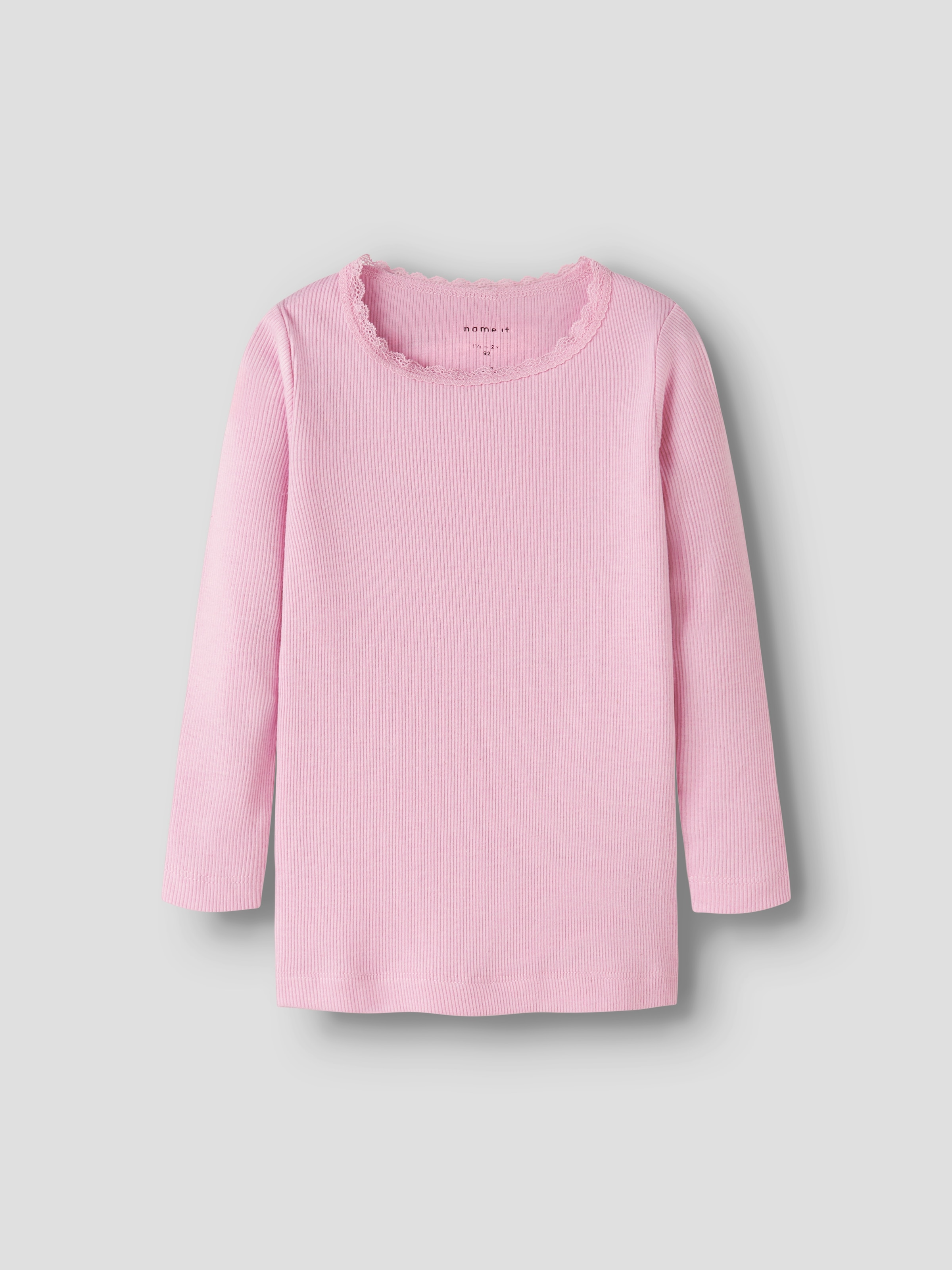 Name It Langarmshirt »NMFKAB LS TOP NOOS«, in Feinripp und mit süßer Spitzenkante am Ausschnitt