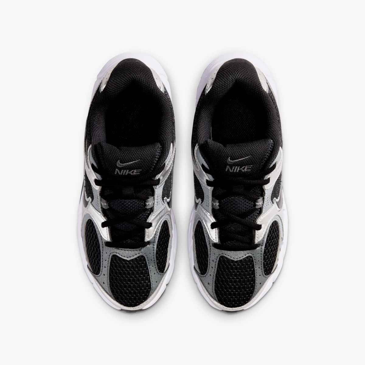 Nike Sportswear Sneaker »V5 RNR (GS)«  inspiriert vom Design des Y2K Nike Vomero 5 für Jugendliche