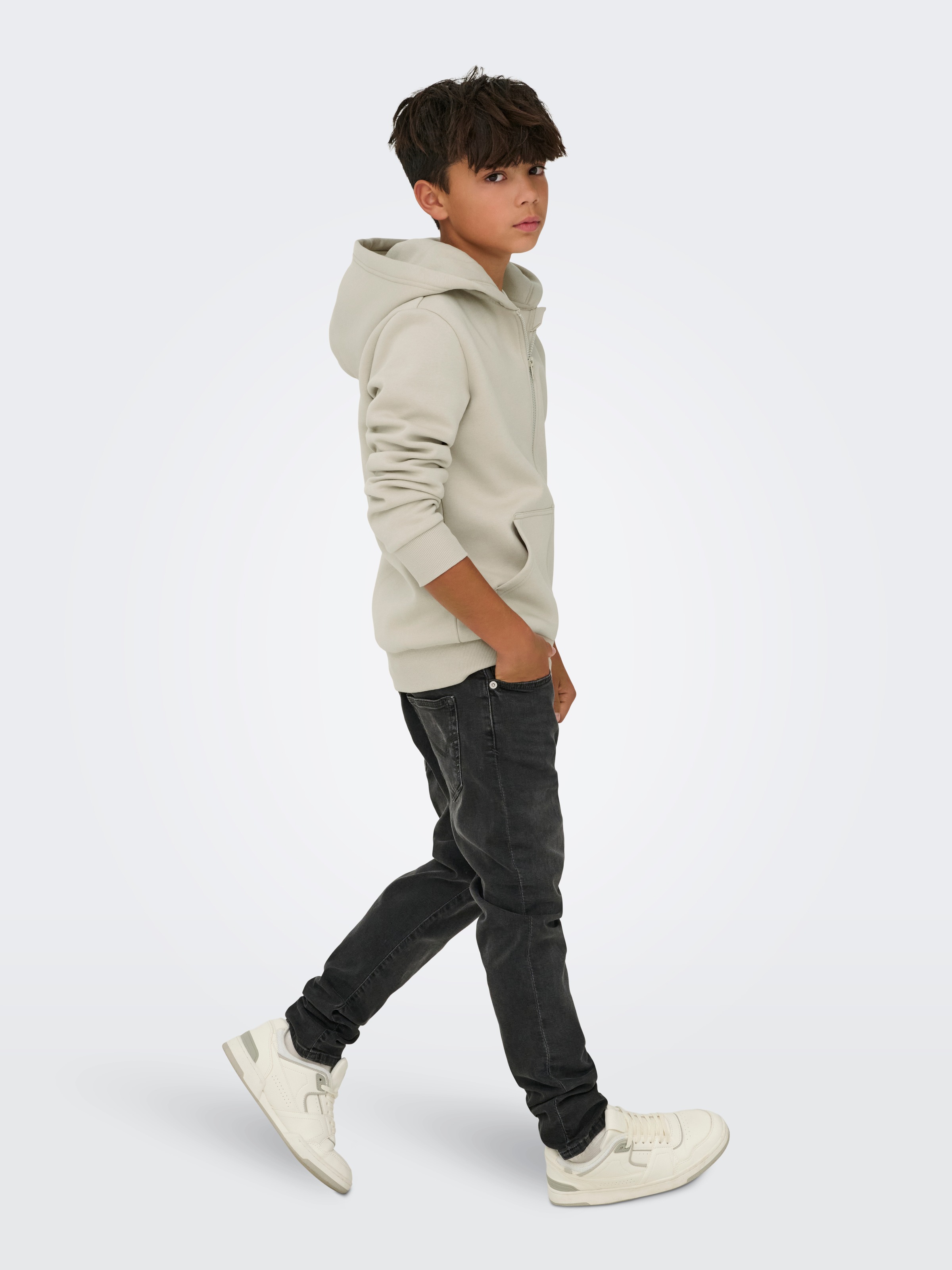 ONLY & SONS junior Kapuzensweatjacke »OSJCERES ZIP THR. HOODIE SWT NOOS« Baumwollmischung, regular fit