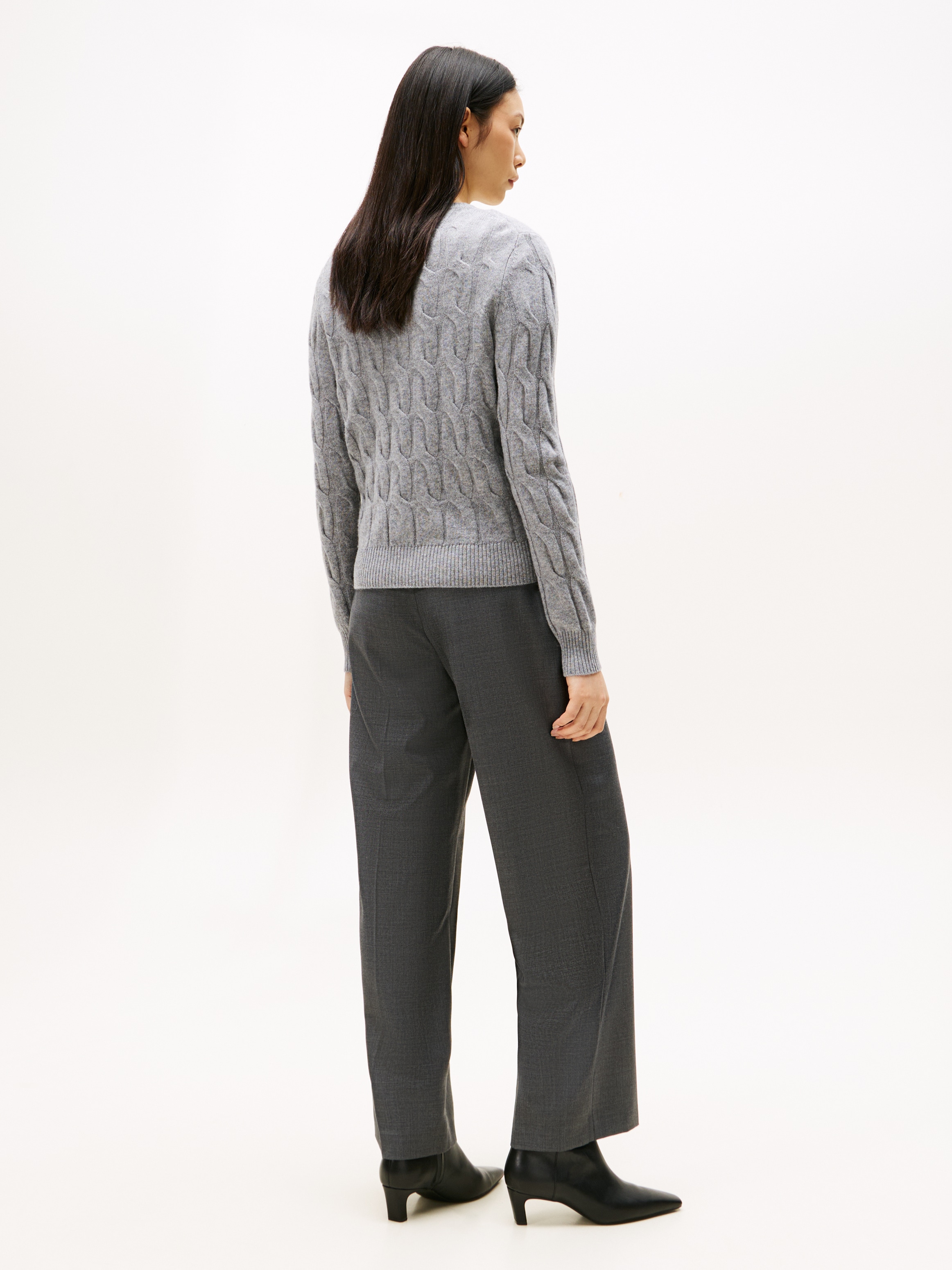 Tommy Hilfiger Strickjacke »SOFT WOOL CABLE C-NK LS CARDIGAN«, mit Zopfmuster, aus reiner Wolle