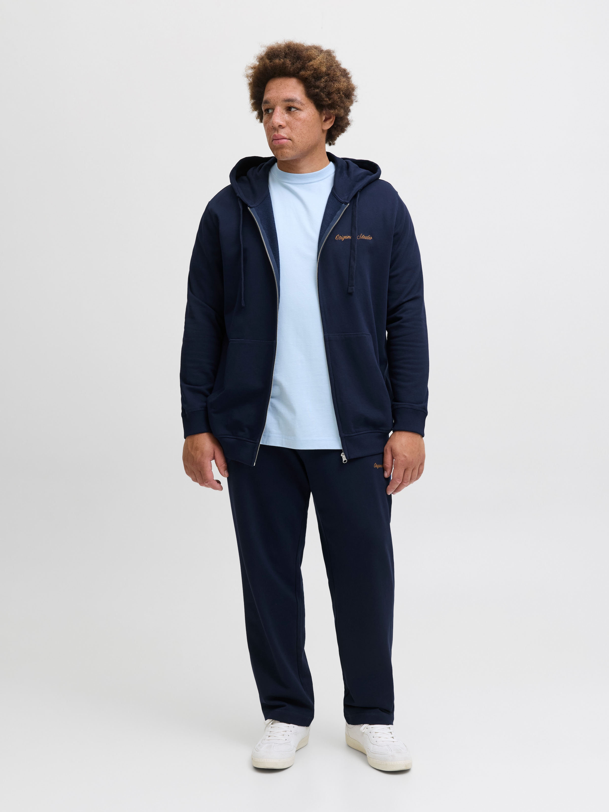 Jack & Jones PlusSize Kapuzensweatshirt »JORNORREBRO EMB SWEAT ZIP HOOD PLS«