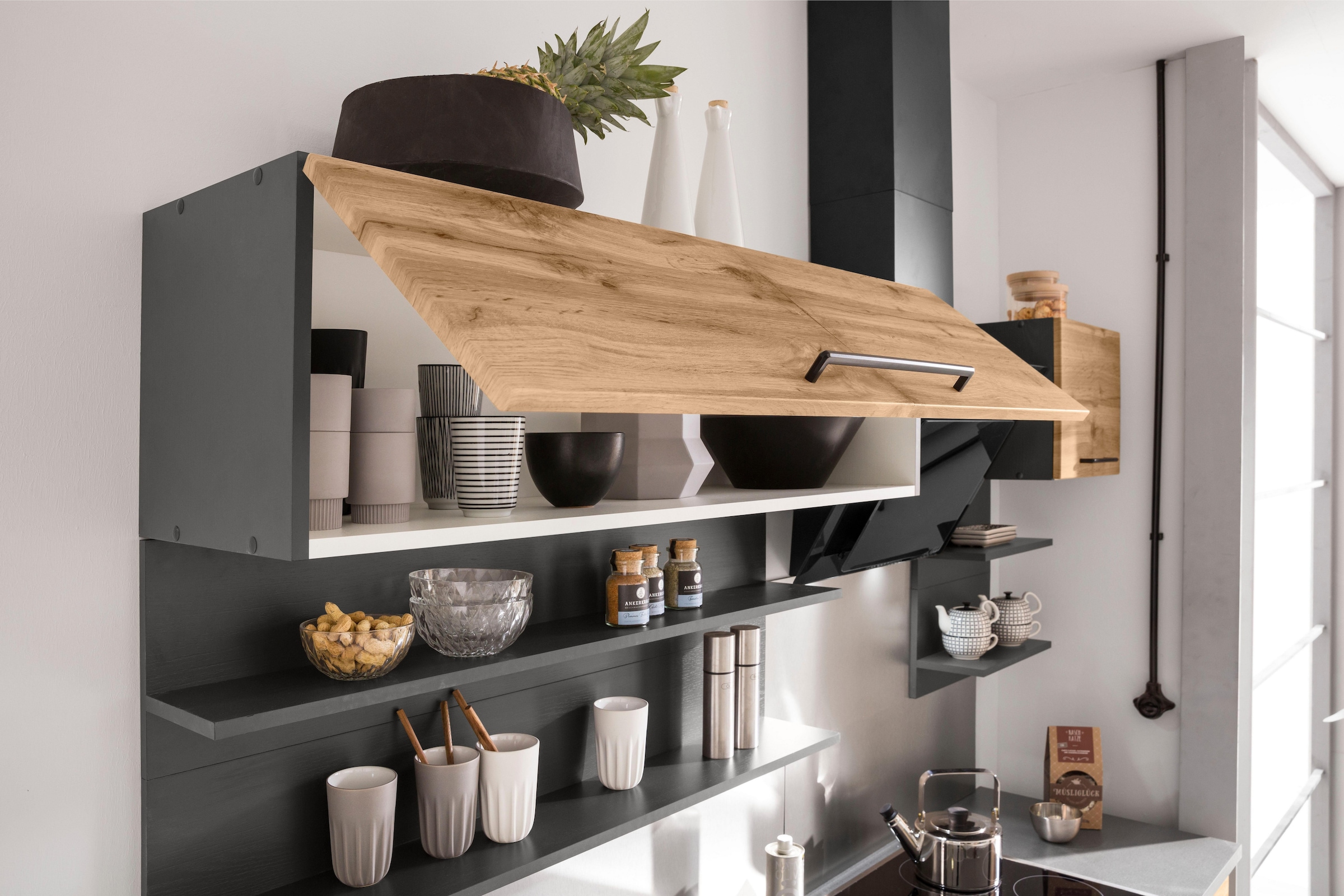 KOCHSTATION Küchenzeile »KS-Tulsa« mit E-Geräten, Breite 210 cm, schwarze Metallgriffe, MDF Fronten