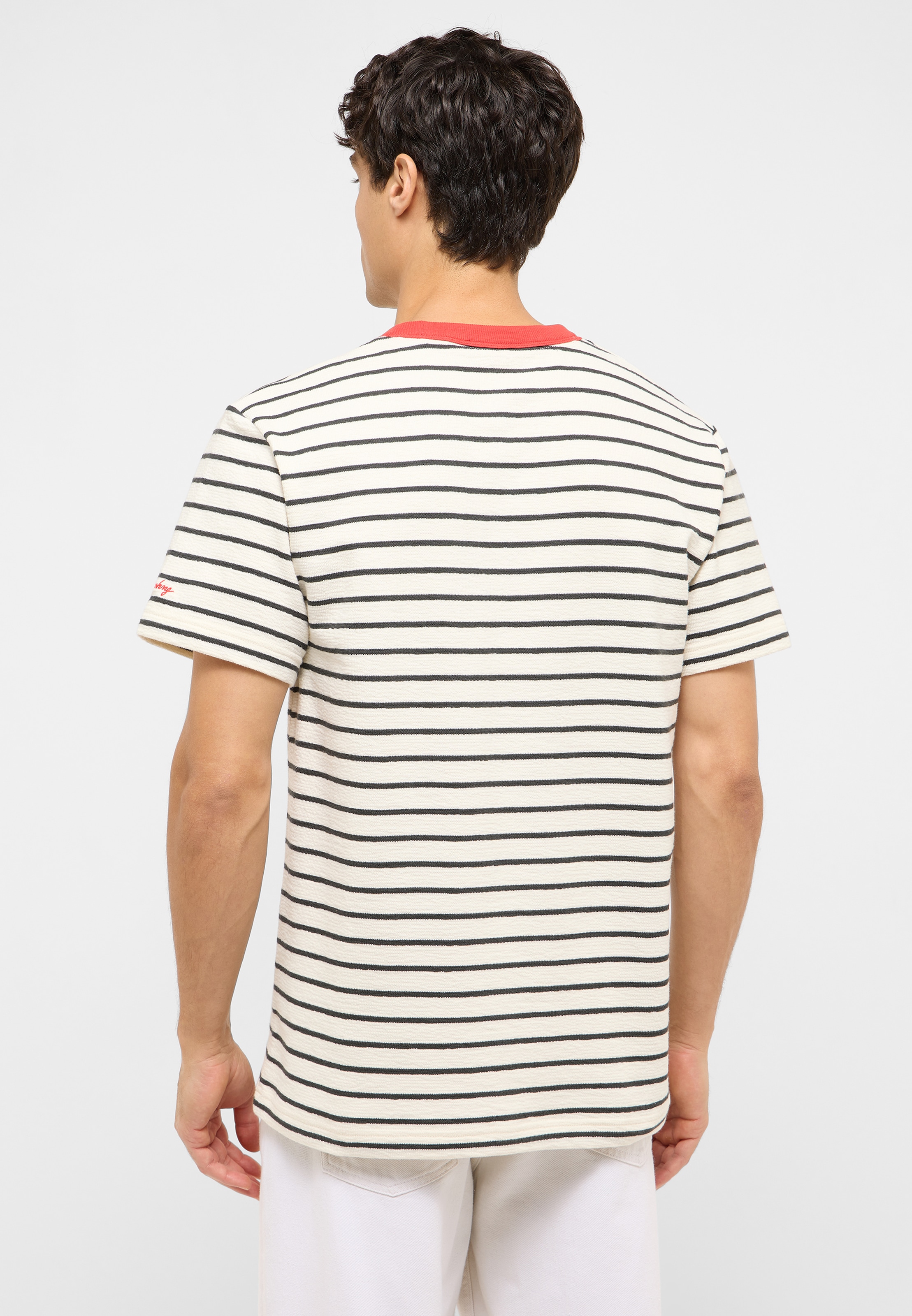 MUSTANG T-Shirt »MU-Akron« in bequemer Passform