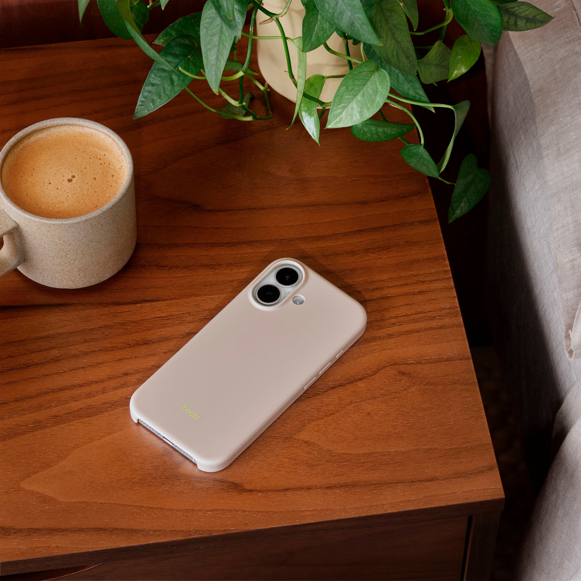 Apple Smartphone-Hülle »Beats iPhone 17 Case mit MagSafe und Kamerasteuerung«, Smartphones