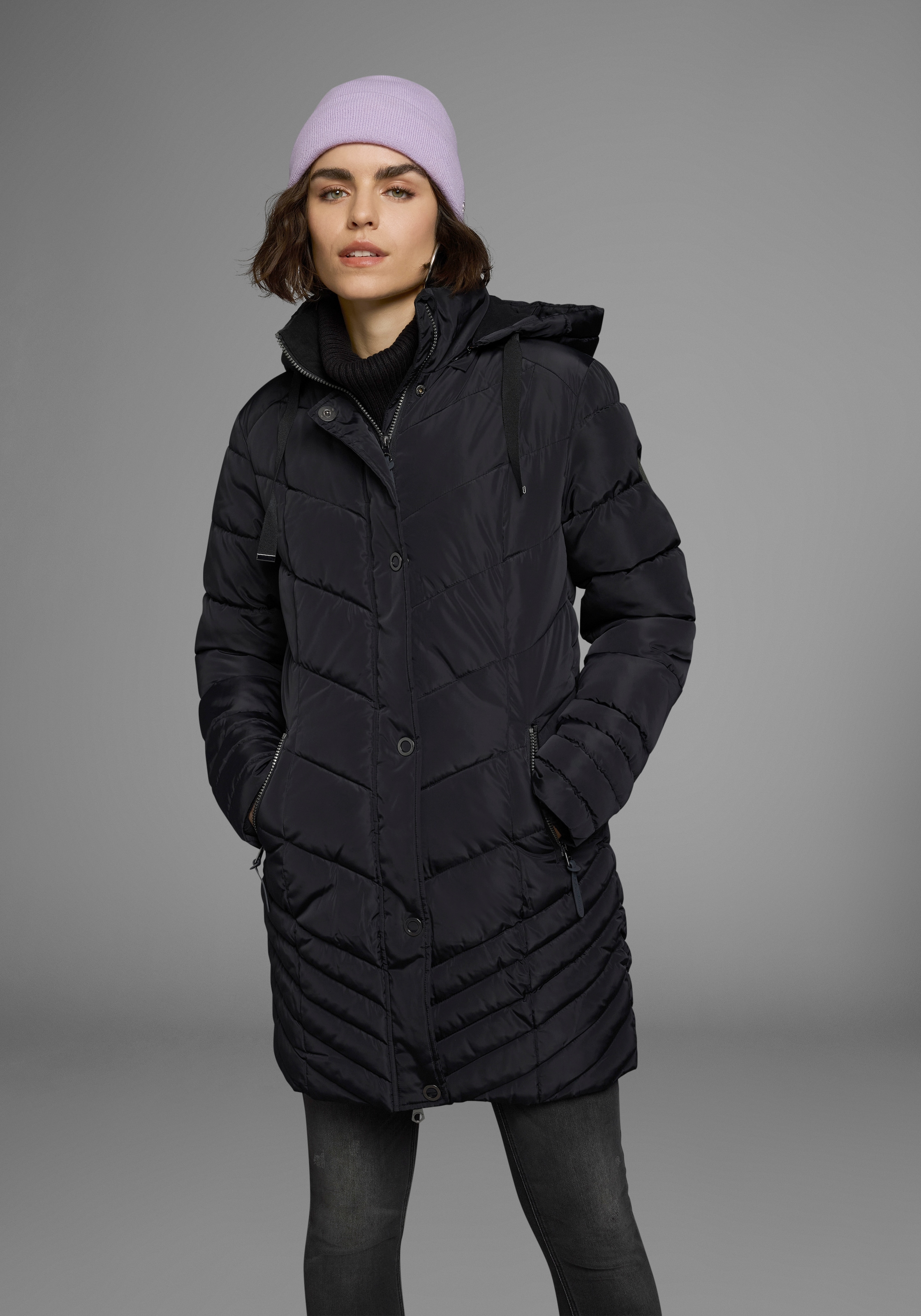 KangaROOS Steppjacke, mit Kapuze, für den Übergang, aus leichtem Webmaterial, figurbetonter Schnitt