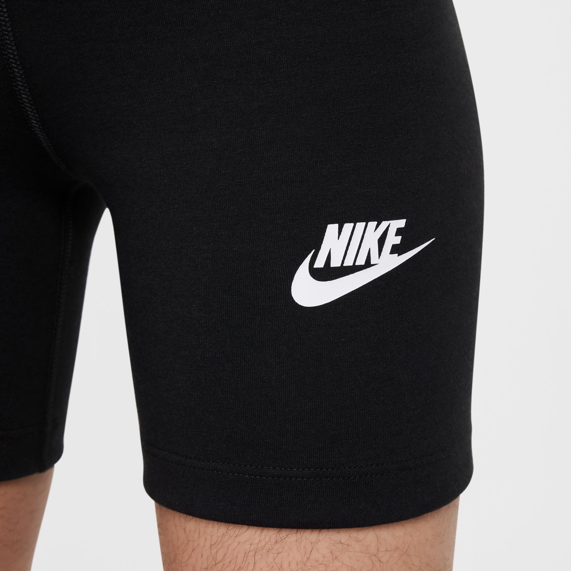 Nike Sportswear Shorts »Nike Sportswear Classic Girls' High-Waisted 5" Biker Shorts«