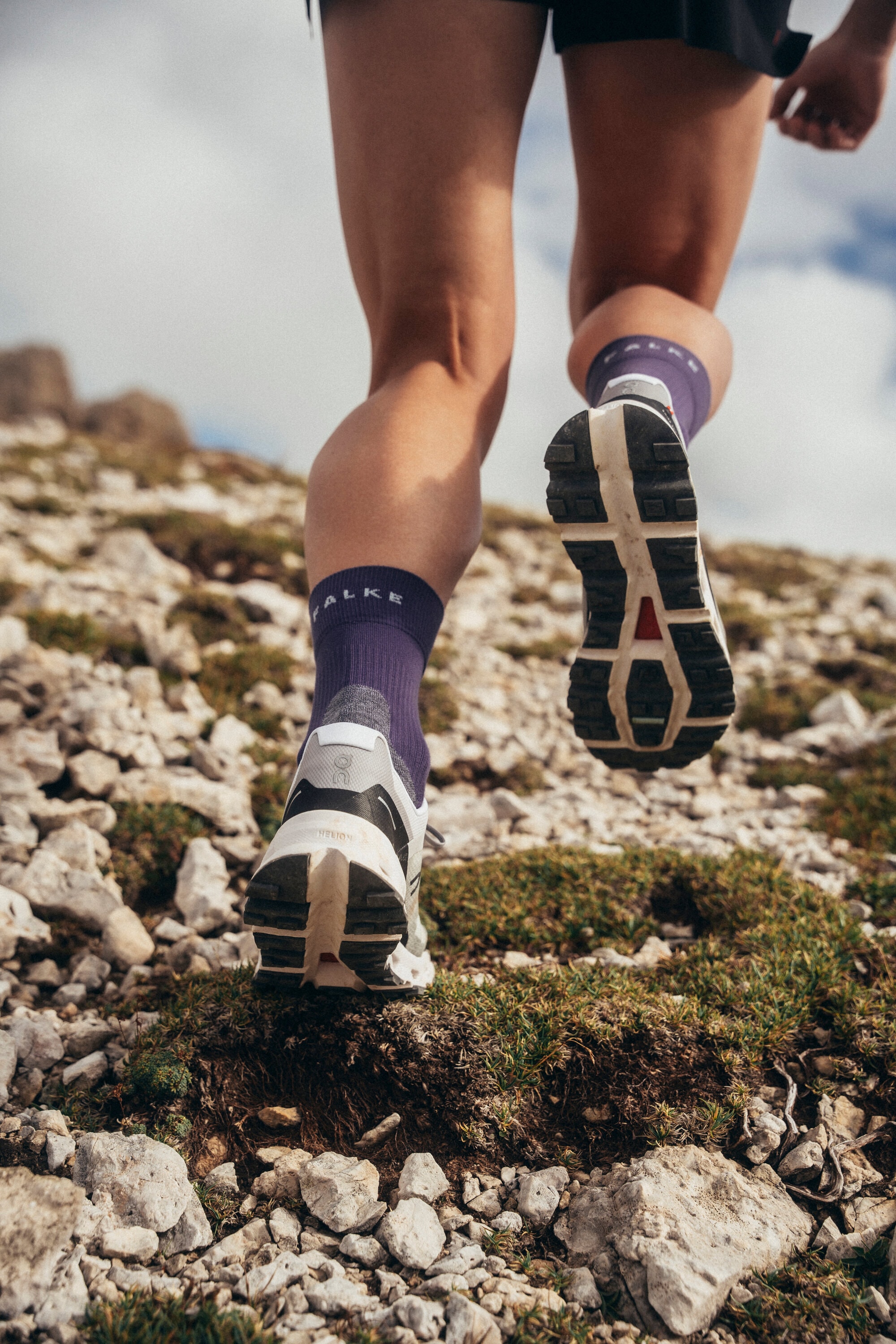 FALKE Socken »RU4 Endurance Cool« 1 Paar tlg.