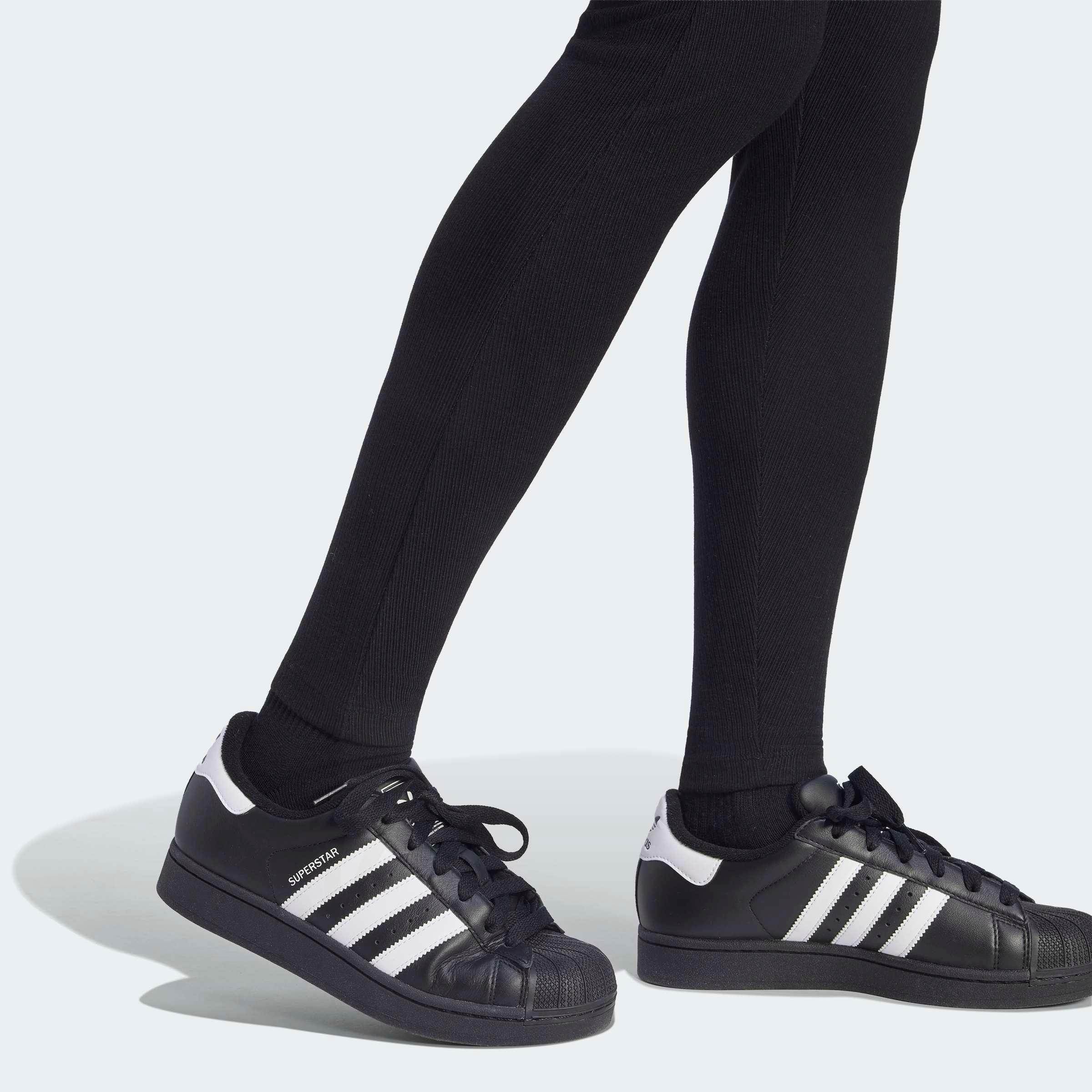 adidas Originals Leggings »ESS HW LEGGINGS«  für Erwachsene geeignet, mit Viskose, eng anliegende Passform