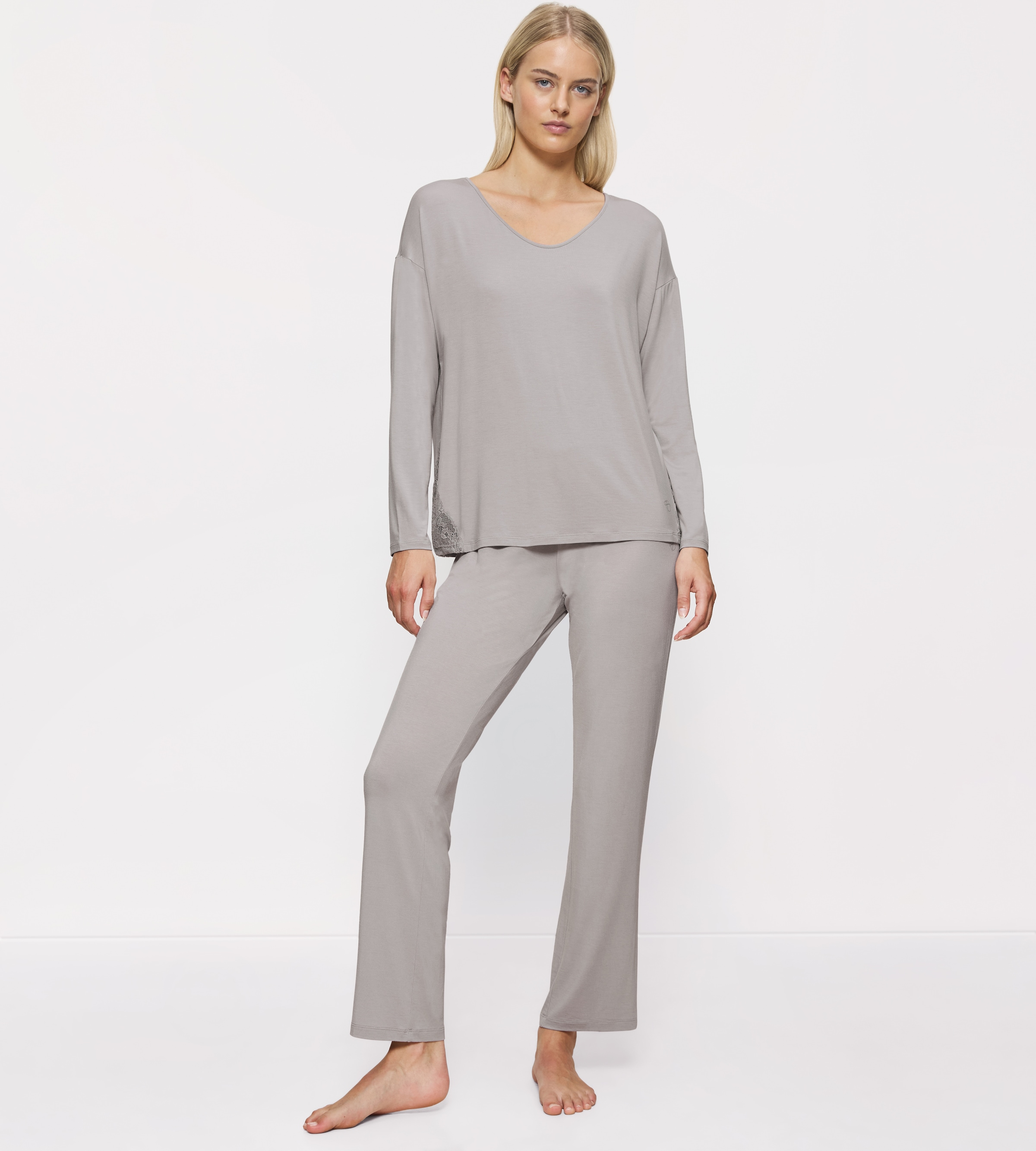 Triumph Pyjama »Timeless Sensuality PK LSL« 2 tlg. atumgsaktiv und weich