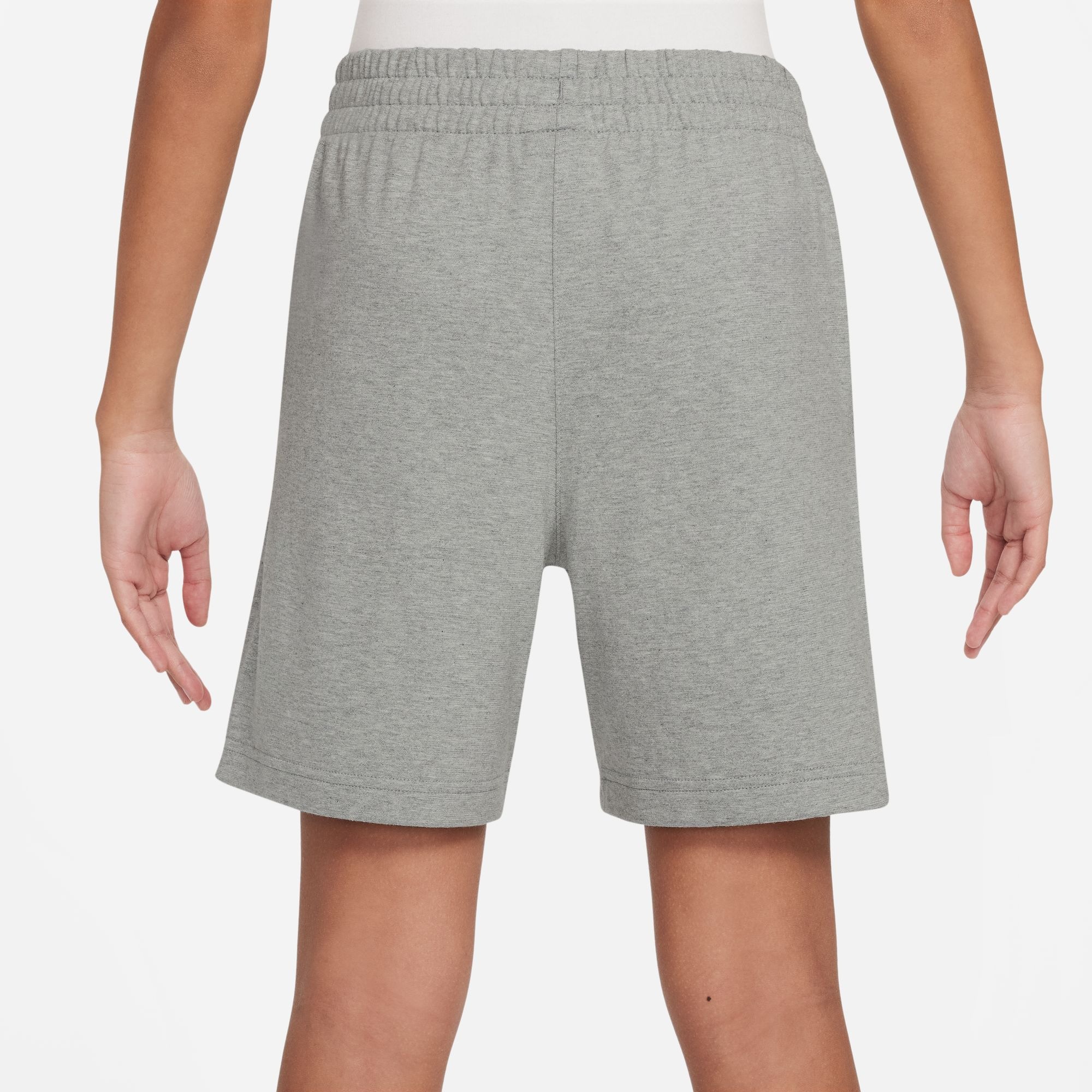 Nike Sportswear Trainingsshorts »K NSW CLUB KNIT SHORT 6IN LBR«