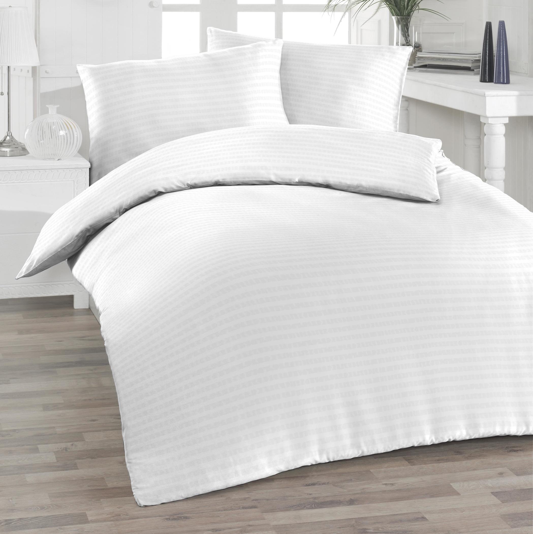 Florella Kissenbezüge »UNI weiss Edle-Krepp Satin,  100% Baumwolle«