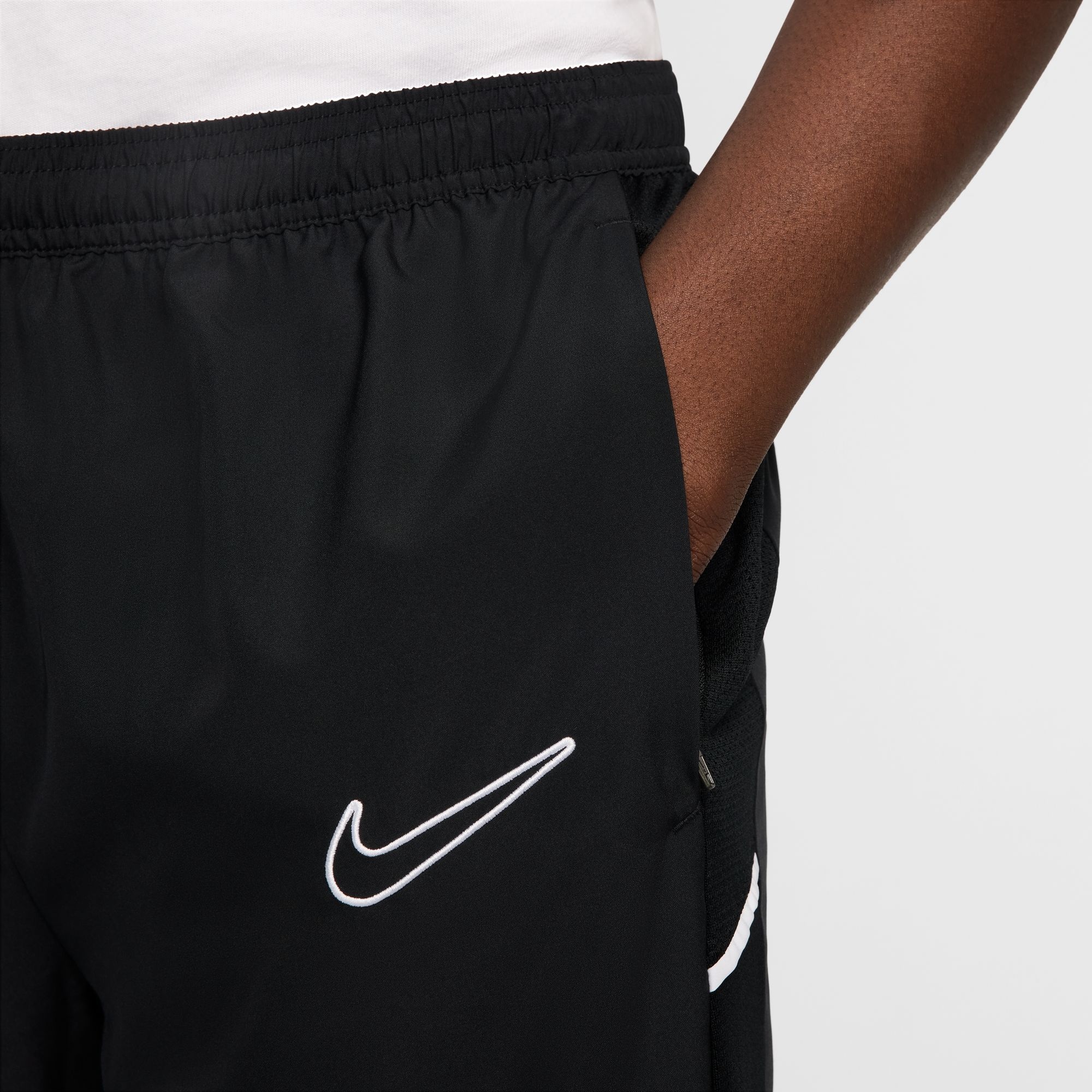 Nike Trainingshose »M NK DF ACD25 TRK PANT WP BR«  Trainingshose aus Polyester, in den Größen S bis XXL