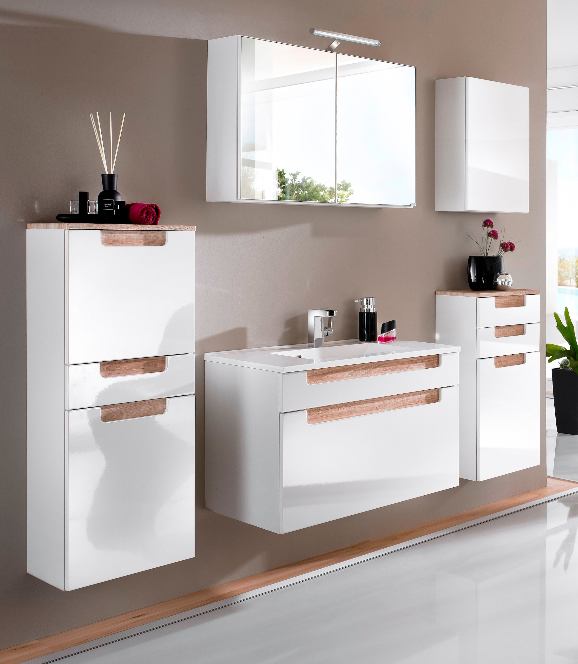 welltime Midischrank »Siena«, Breite 40 cm, mit integrierten Türdämpfern und Softclose-Funktion