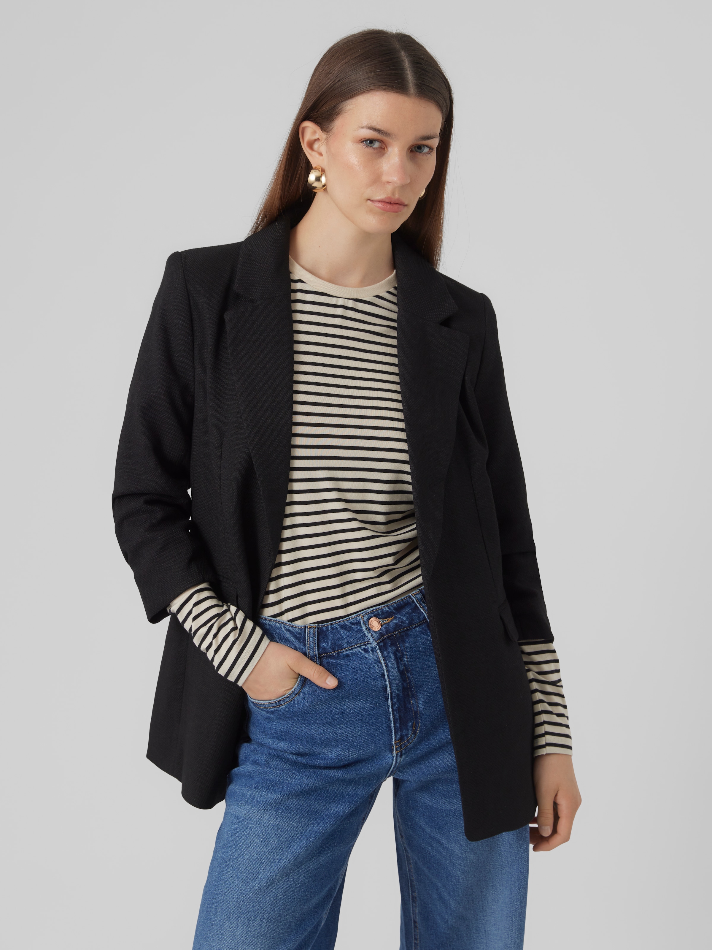 Vero Moda Longblazer »VMFRIDA LS REGULAR BLAZER NOOS« ohne Verschluss und mit gerafften 3/4 Arm