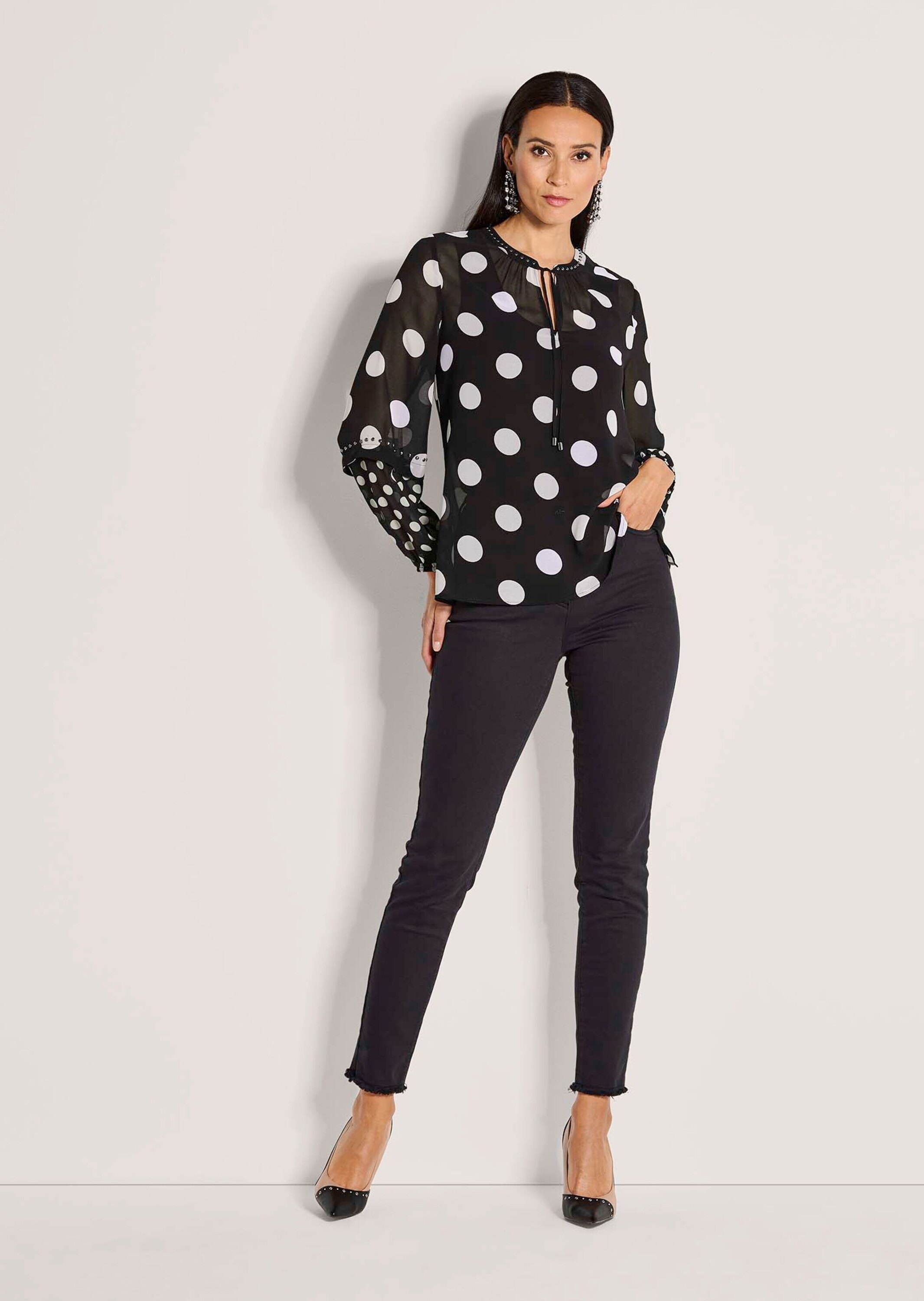 MADELEINE Langarmbluse »Chiffonbluse Elegante Bluse mit Pünktchen-Druck« Mit Bindeband und Schlitz