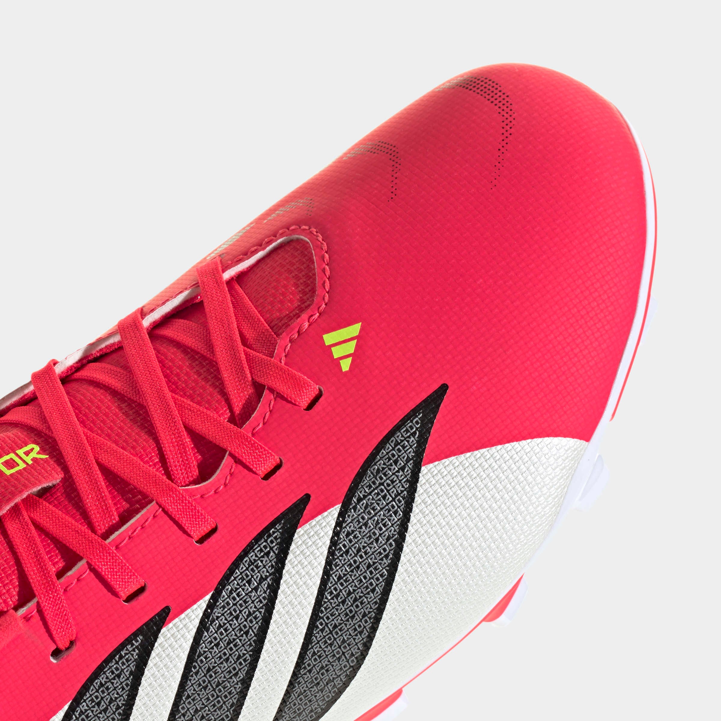 adidas Performance Fußballschuh »PREDATOR CLUB FIRM GROUND/MULTI GROUND KIDS«  für viele verschiedene Böden geeignet