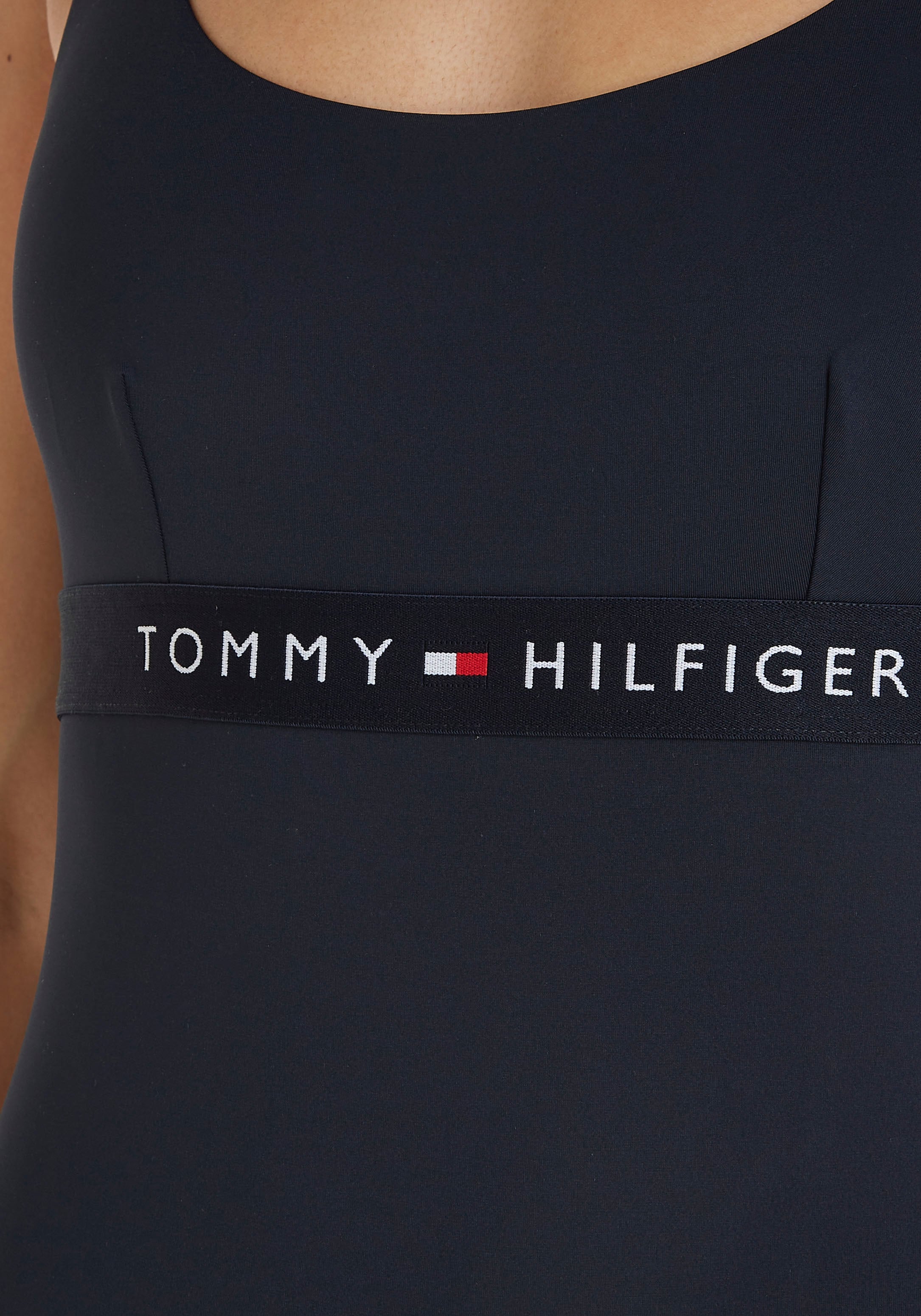 Tommy Hilfiger Swimwear Badeanzug »TH ONE PIECE«, mit Tommy Hilfiger-Branding