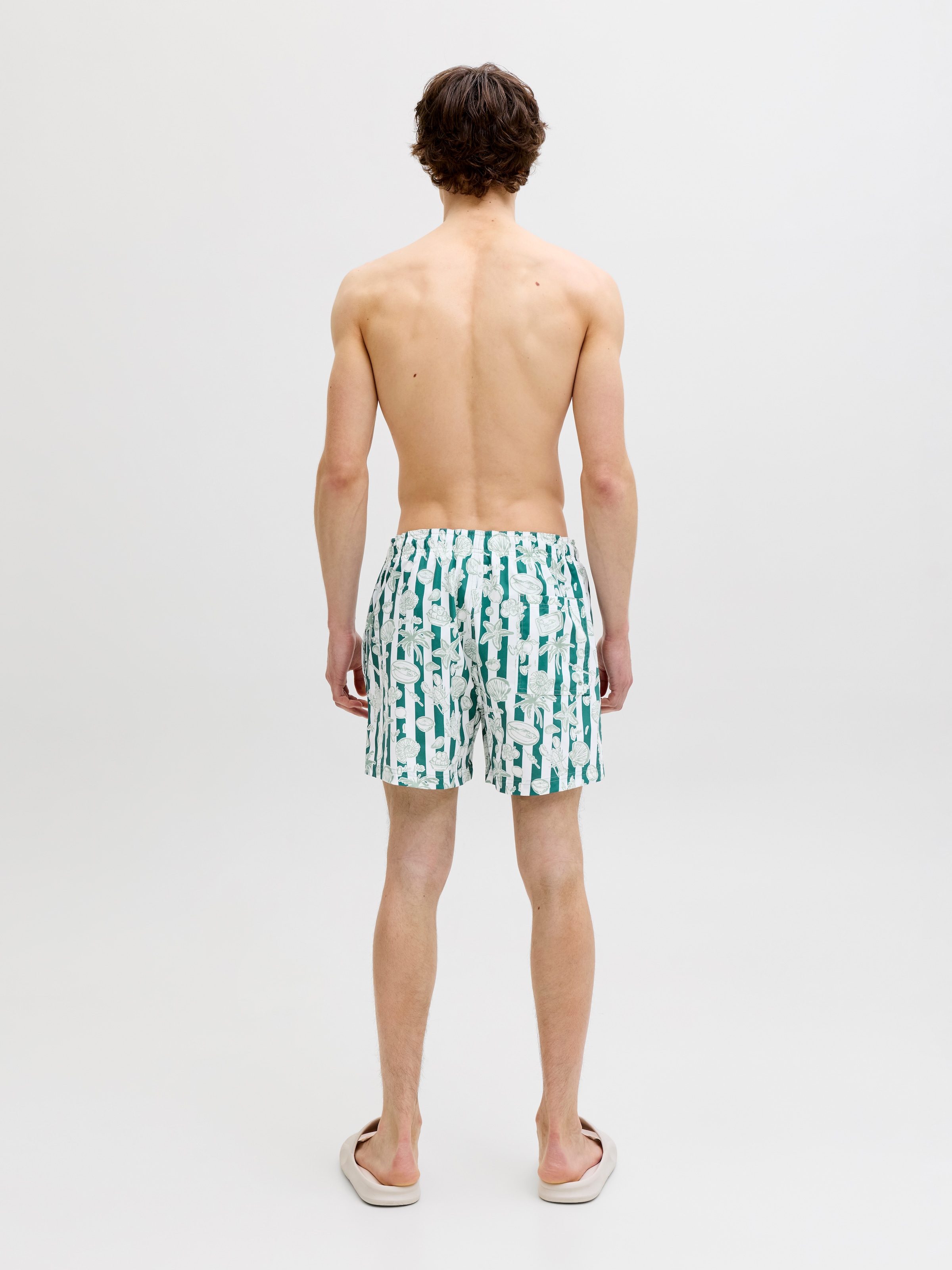 Jack & Jones Badeshorts »JPSTMAUI VIBES NOVELTY AOP SWIM SHORT SN« Kunstfaser