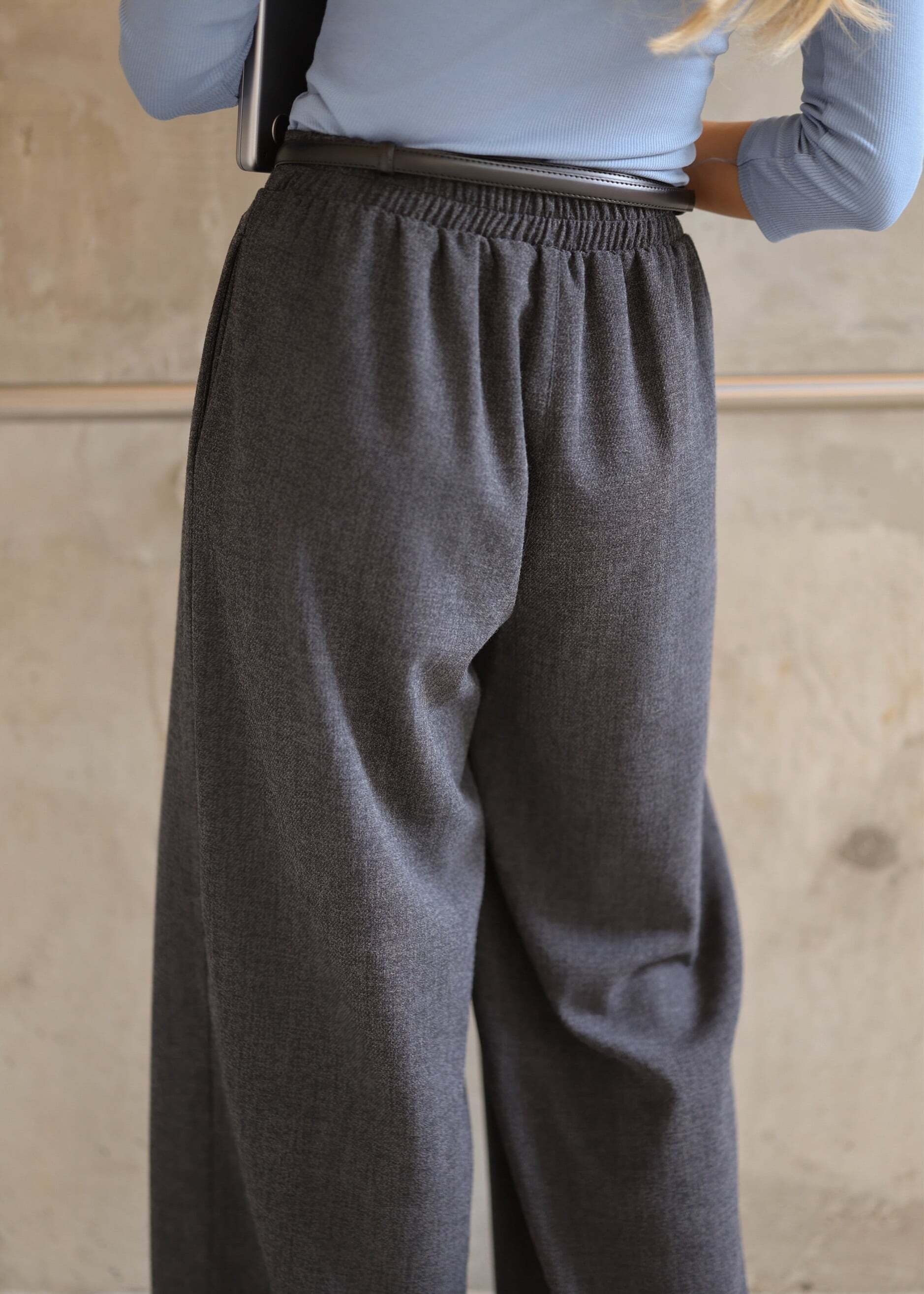 SASSYCLASSY Anzughose »Bundfaltenhose mit weitem Bein«  melierte Bundfaltenhose in Anthrazit