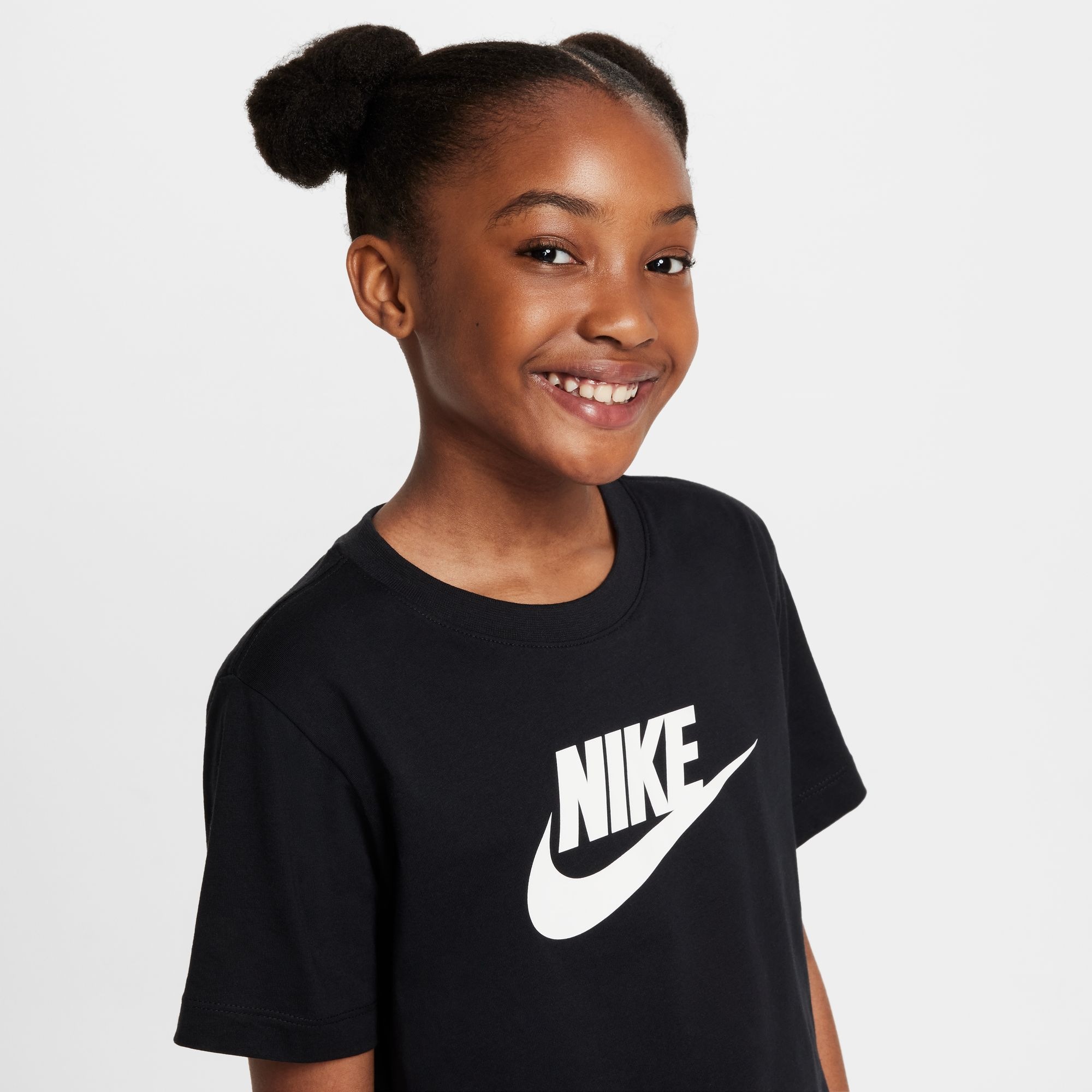 Nike Sportswear Laufshirt »Nike Sportswear Big Kids' (Girls') Cropped T-Shirt« für Jugendliche, für sportliche Aktivitäten, aus weicher Baumwolle